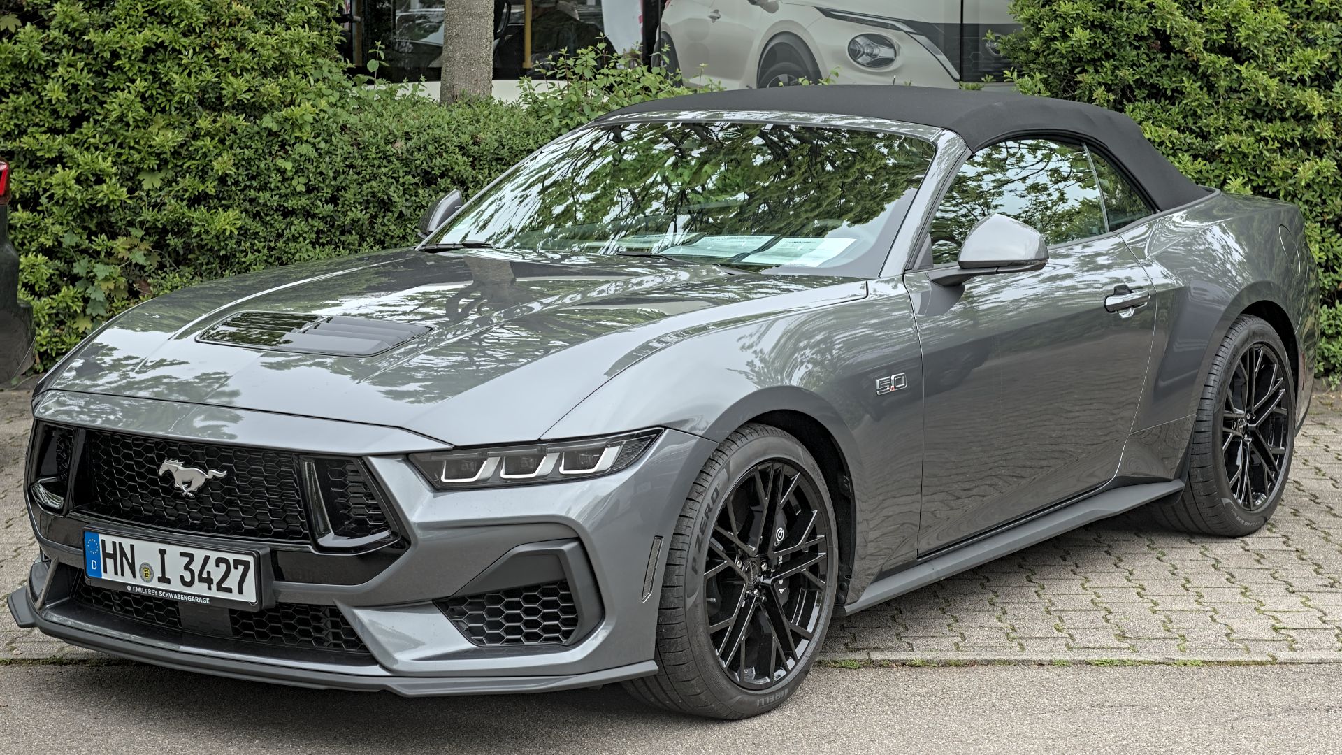 File:Ford Mustang VII Convertible AMA Marbach 2025 DSC 8647.jpg