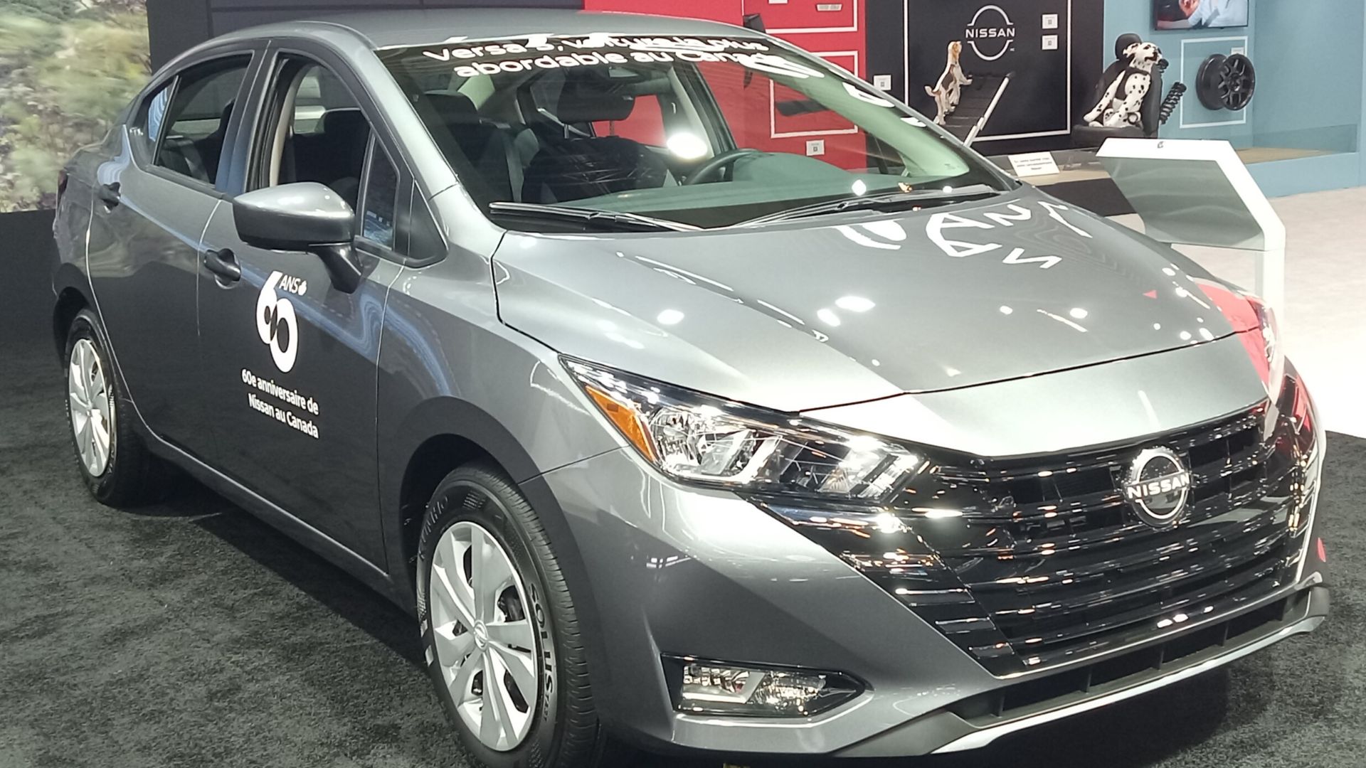 File:2025 Nissan Versa au SIAM 2025.jpg