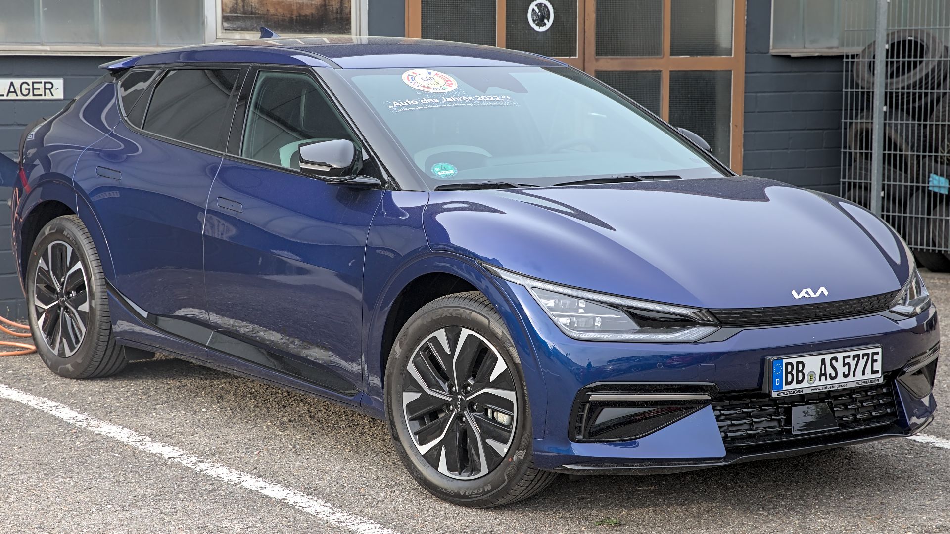 File:Kia EV6 GT-Line 1X7A0317.jpg