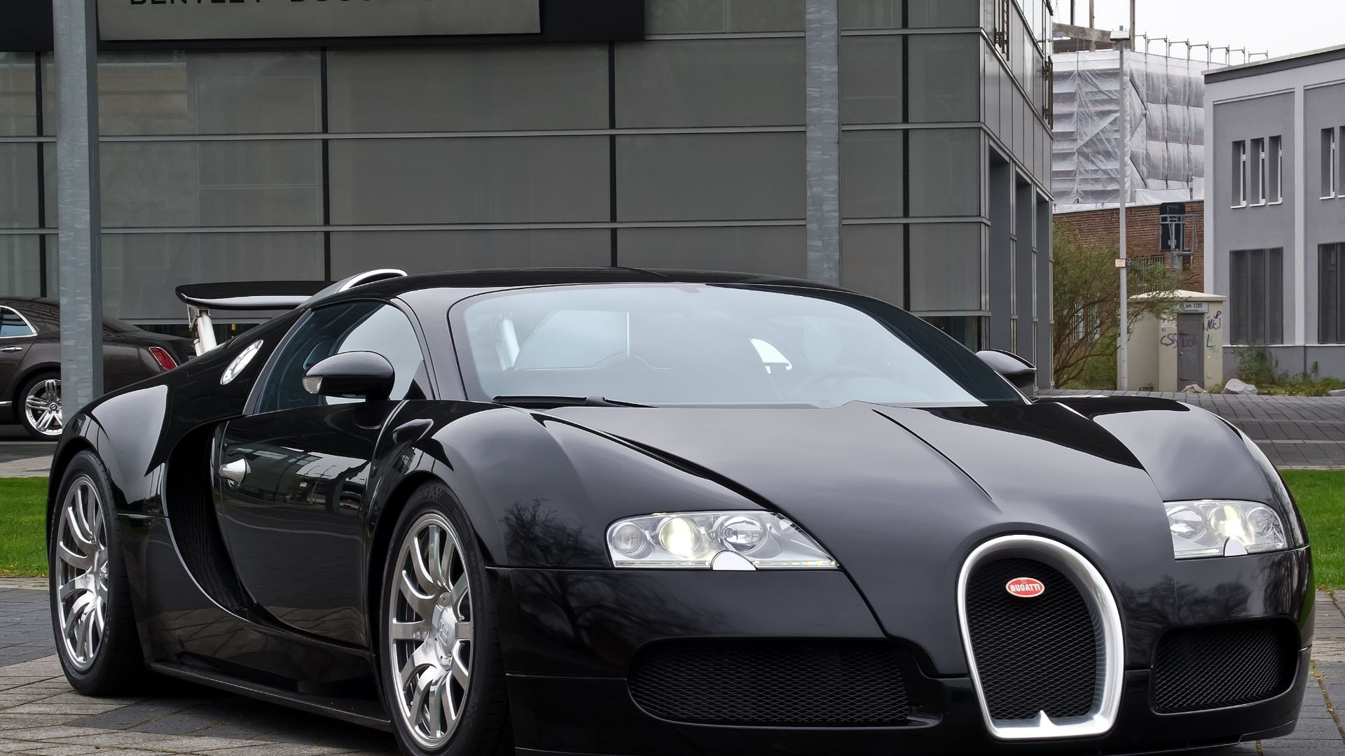 File:Bugatti Veyron 16.4 – Frontansicht (1), 5. April 2012, Düsseldorf.jpg