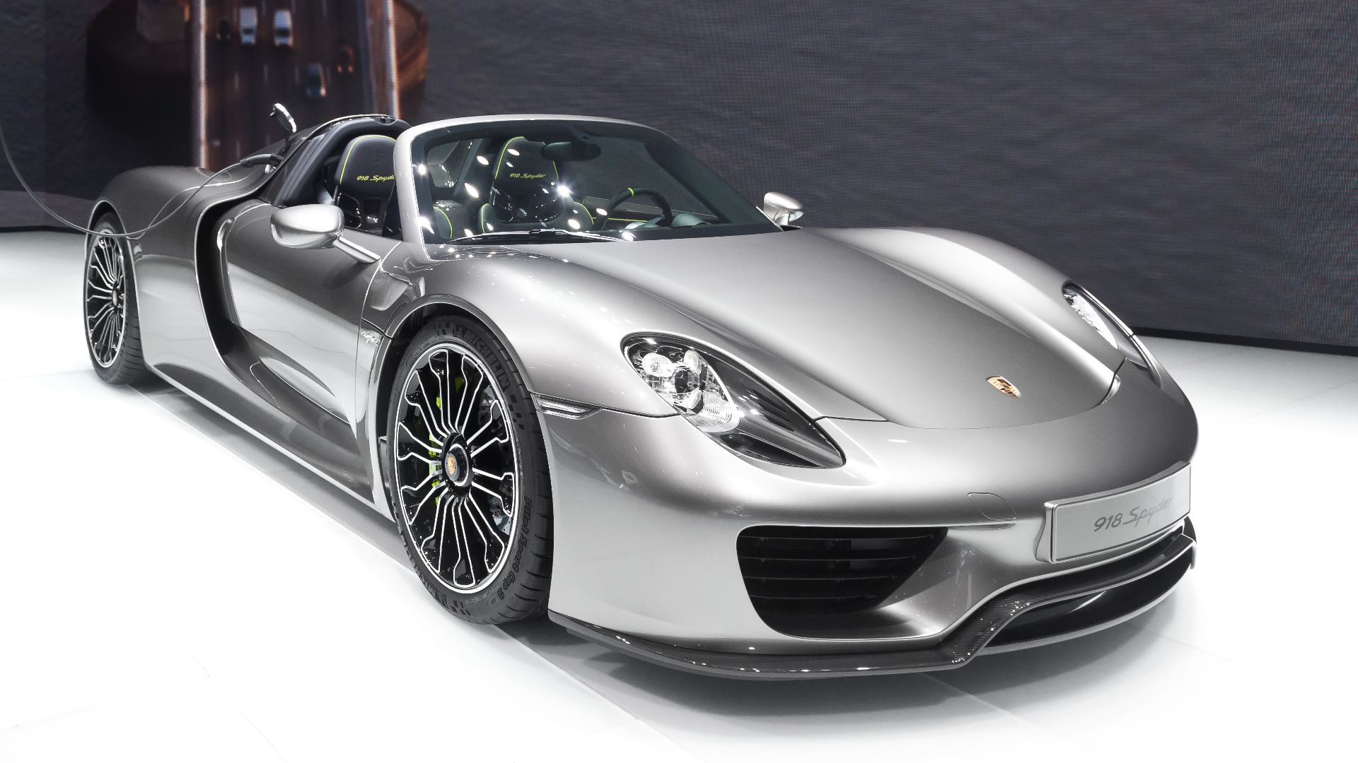 File:Porsche 918 Spyder IAA 2013.jpg