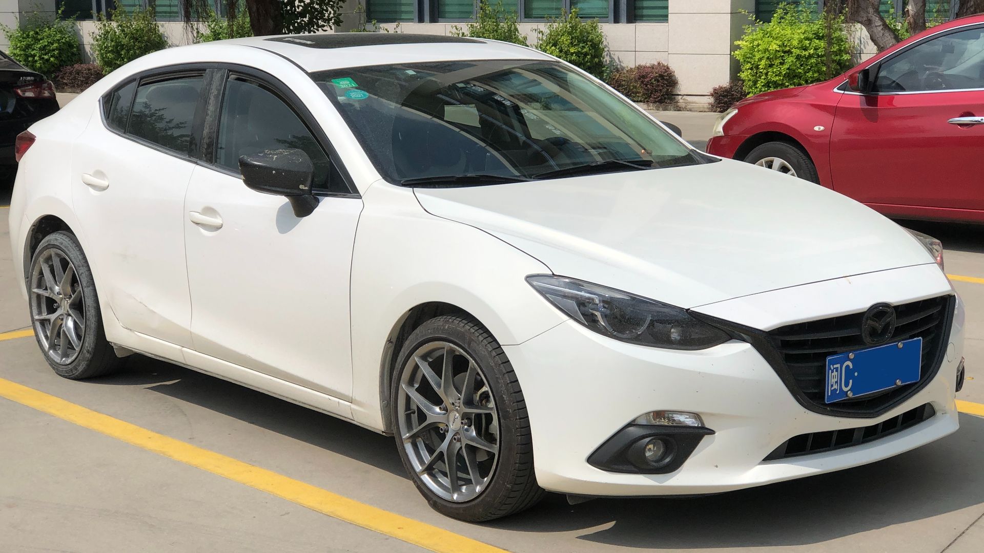 File:Mazda 3 Axela sedan Shishi 01 2022-09-20.jpg