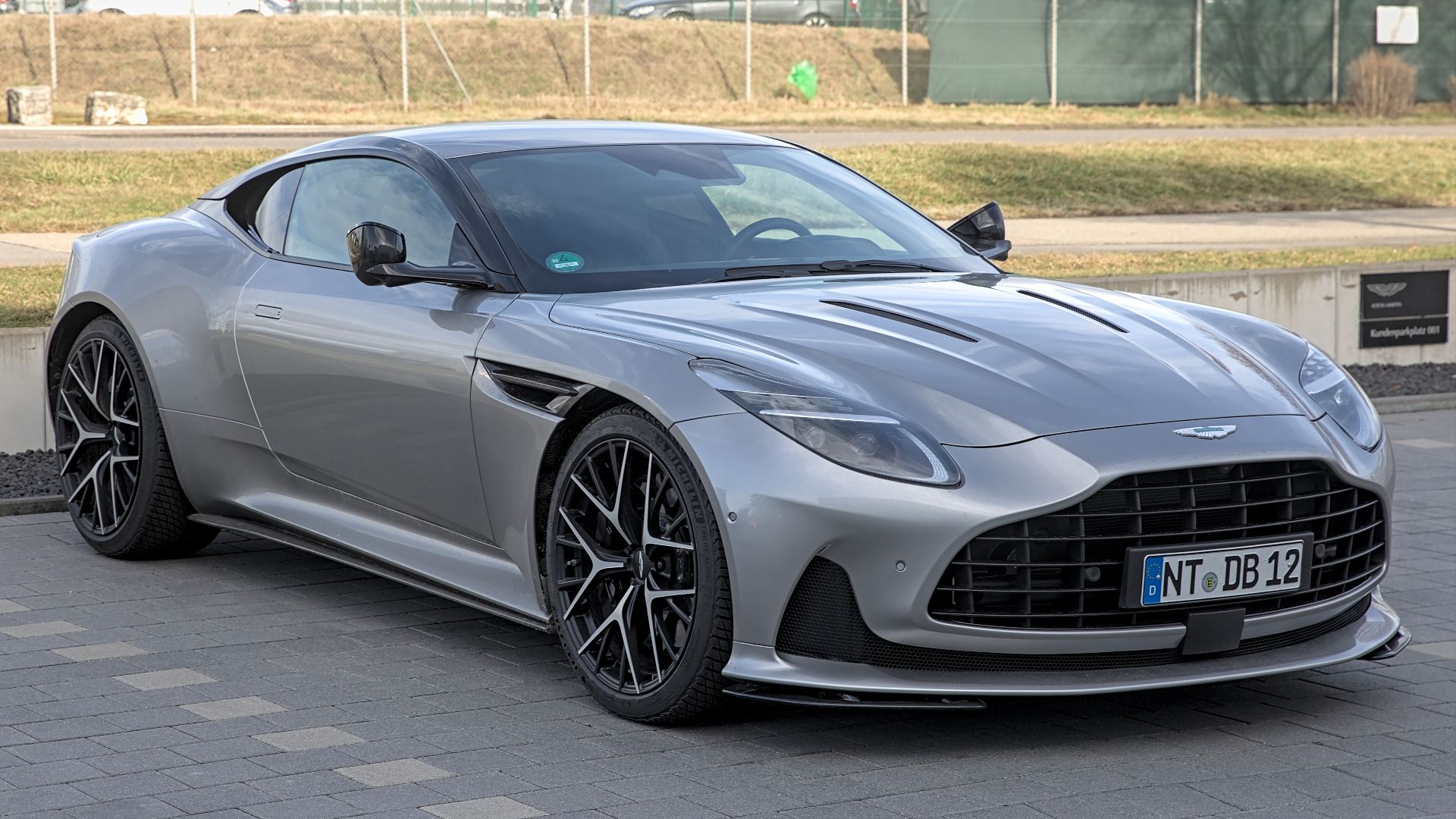 File:Aston Martin DB12 1X7A1921.jpg