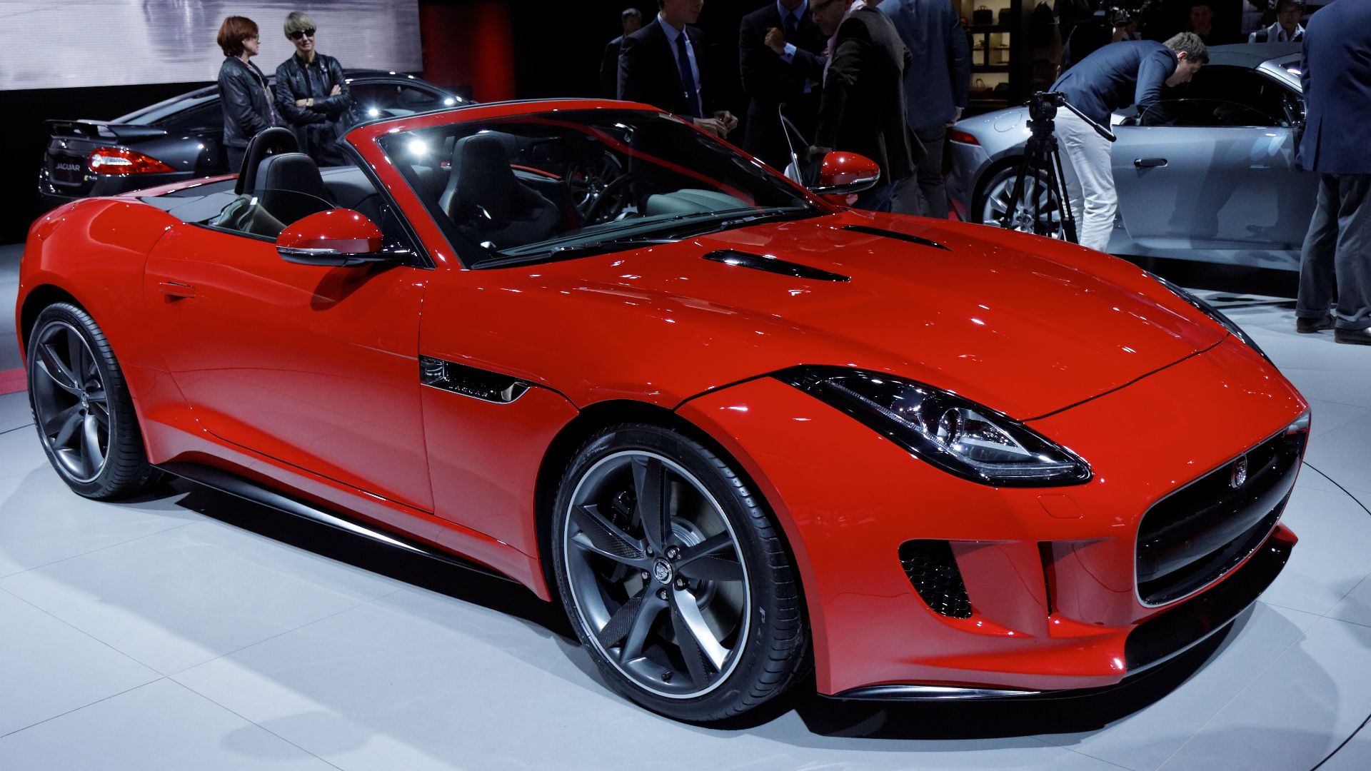 File:Jaguar F type - Mondial de l'Automobile de Paris 2012 - 014.jpg
