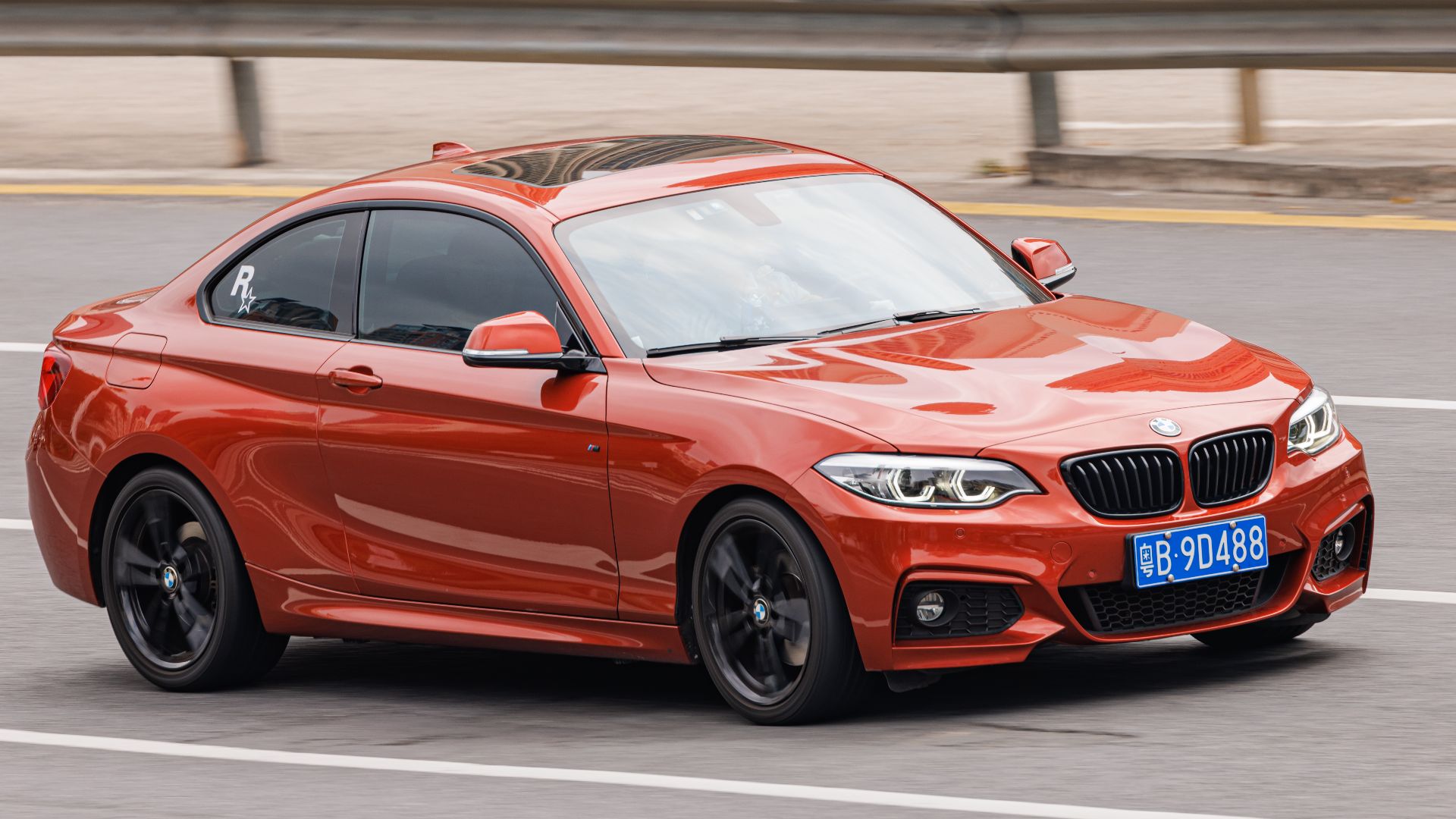 File:BMW 2 SERIES COUPE (F22) China.jpg