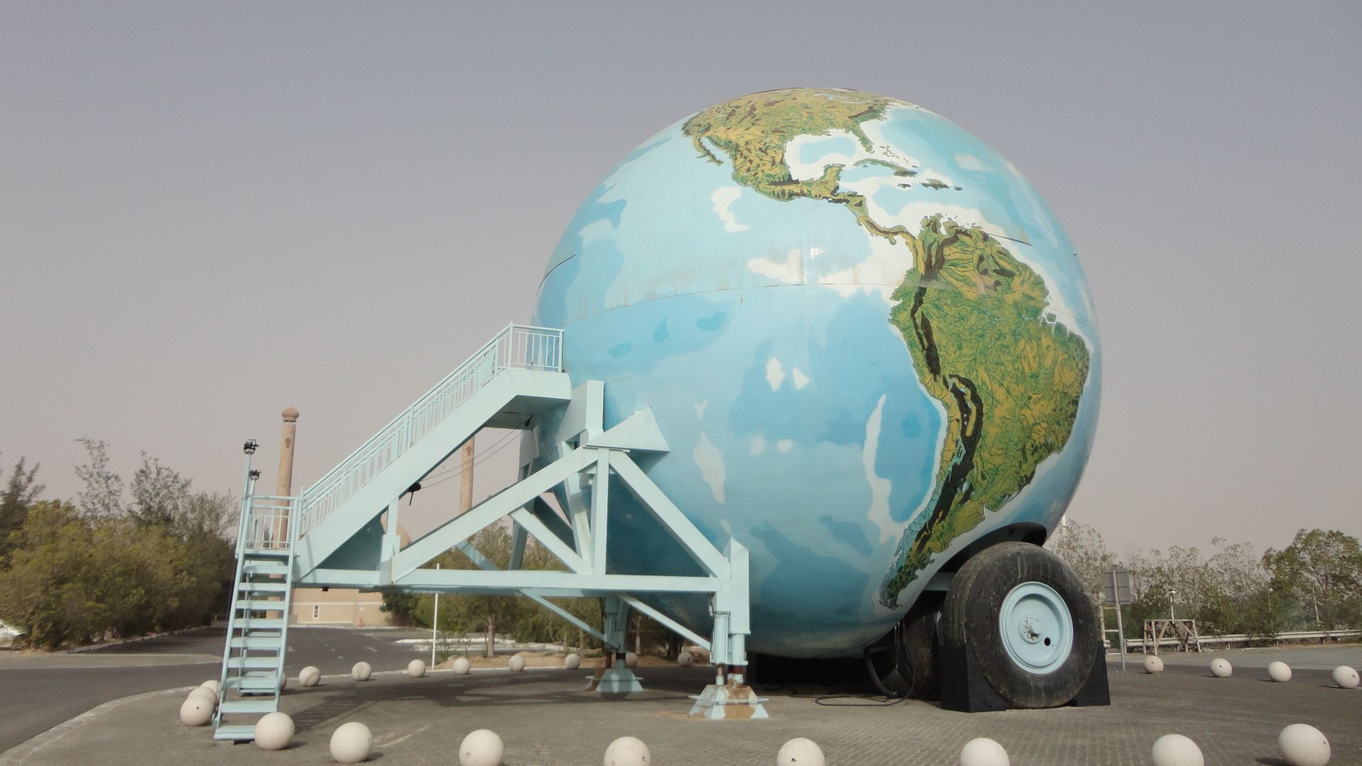 File:Emirates National Auto Museum.jpg