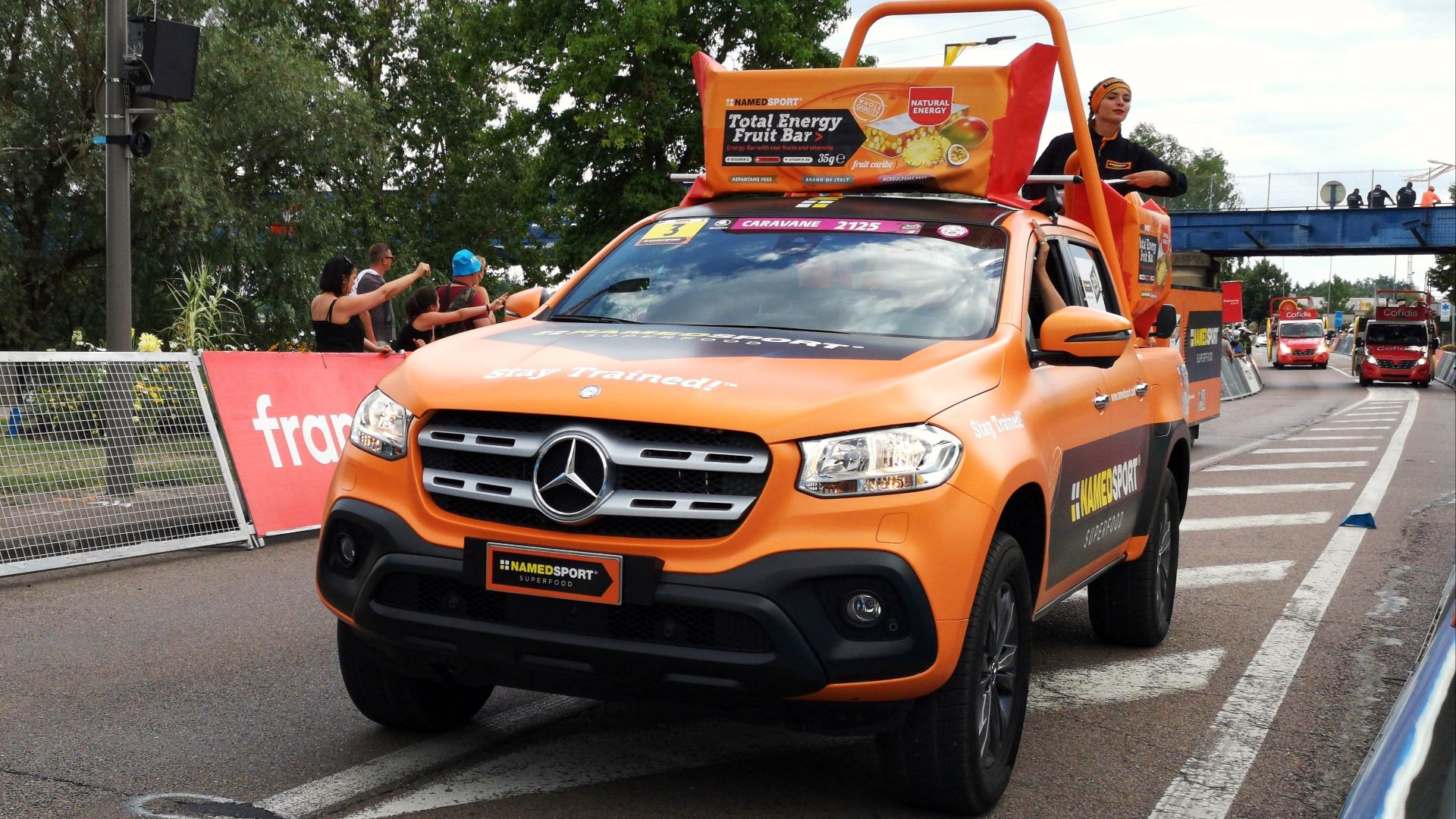 File:Mercedes X-Class Tour de France Caravane Named Sport Chalon sur Saône 2019.jpg
