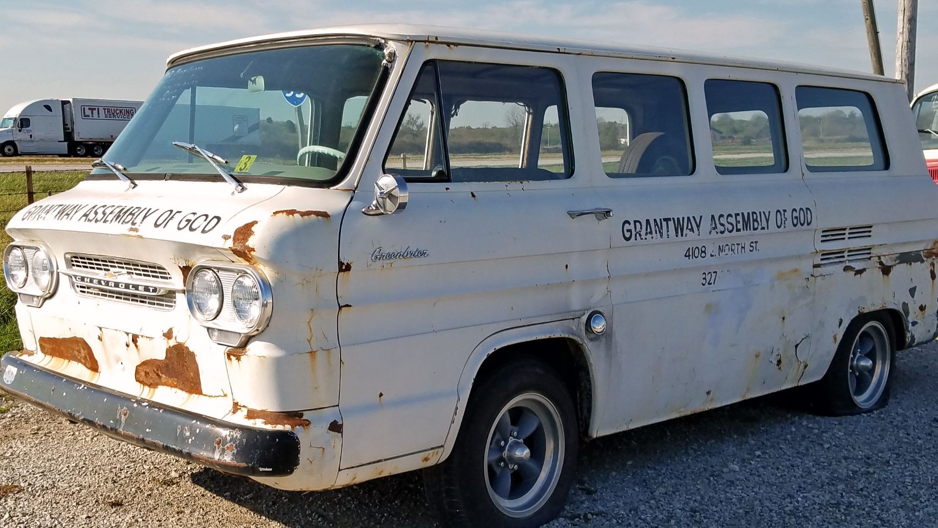 File:1962 Chevrolet Corvair Greenbrier.jpg