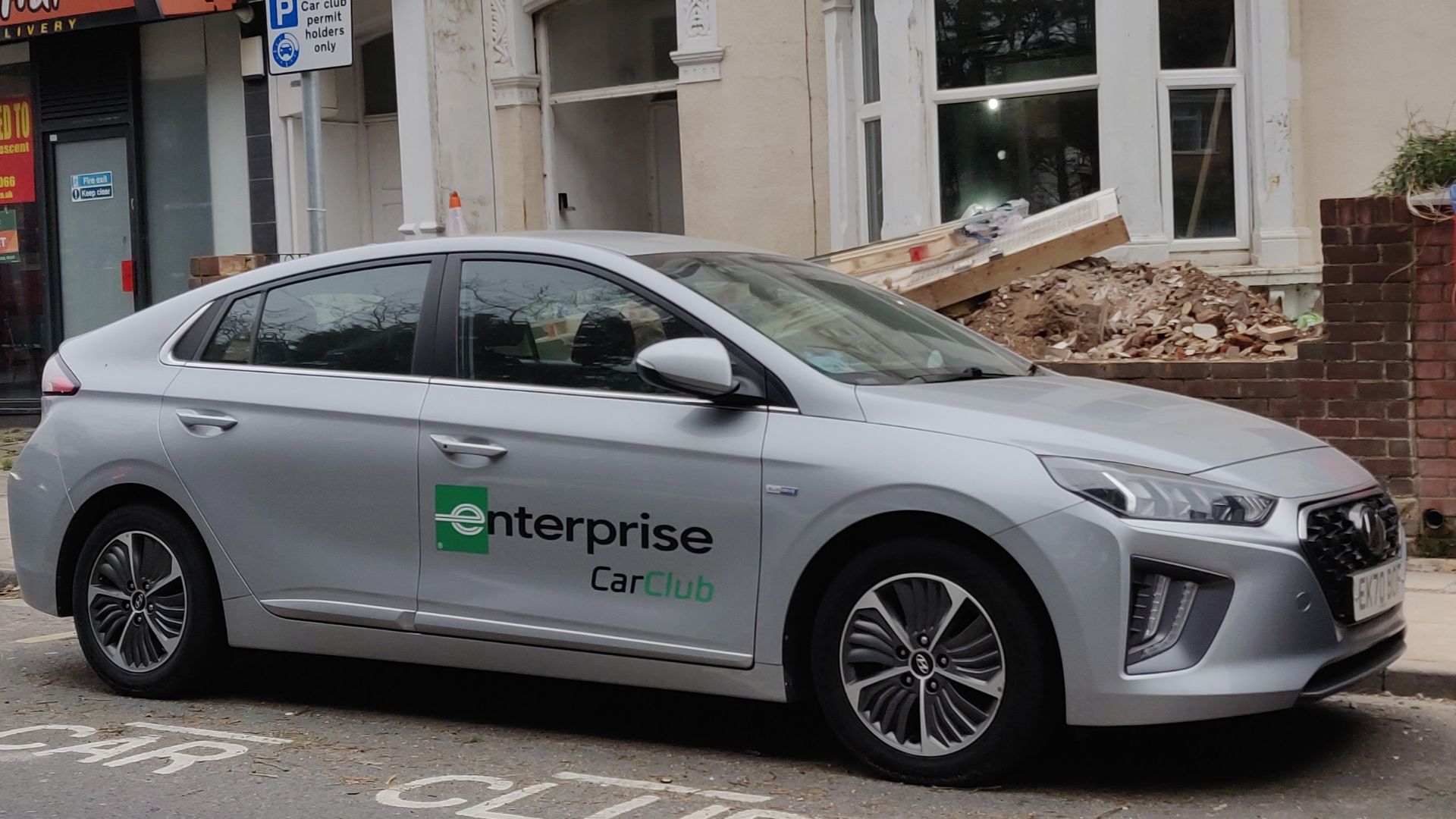 File:Enterprise Car Club arrives In Southsea.jpg