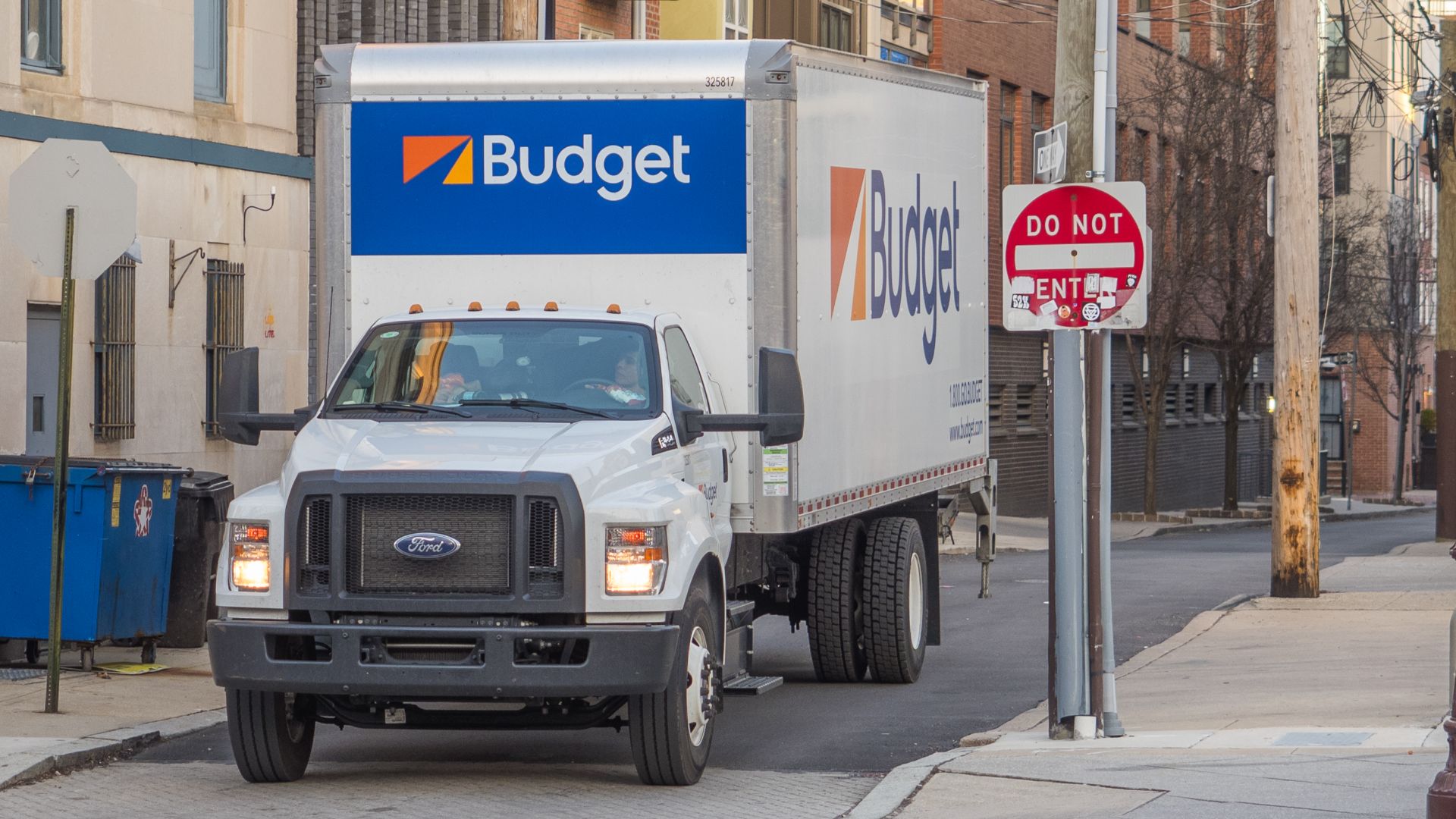 File:Budget Rent a Car (53590612430).jpg