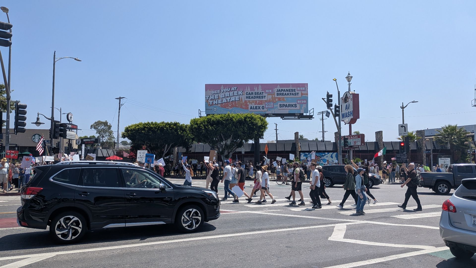 File:Hollywood and Vermont protest getting started 1, Hollywood,, Los Angeles, California, USA.jpg