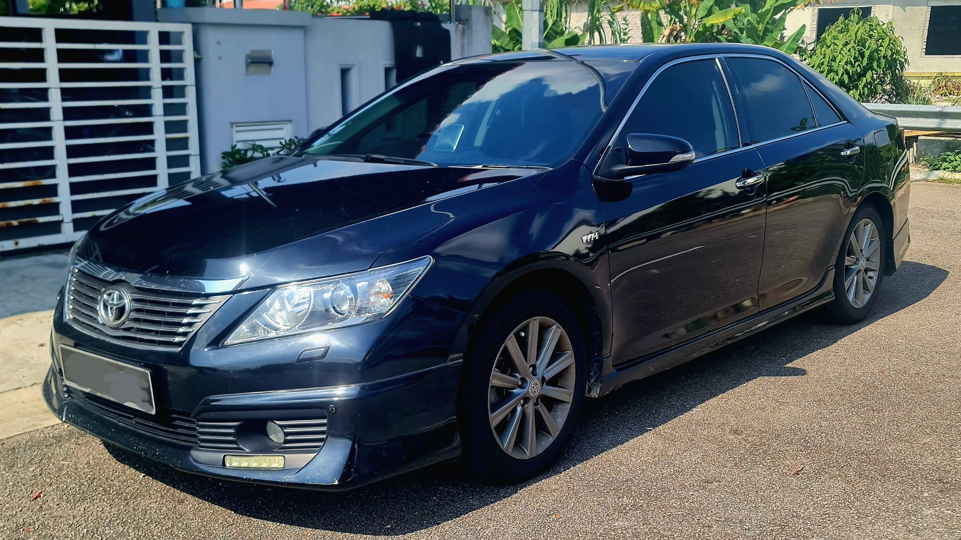 File:2018 Toyota Camry 2.jpg