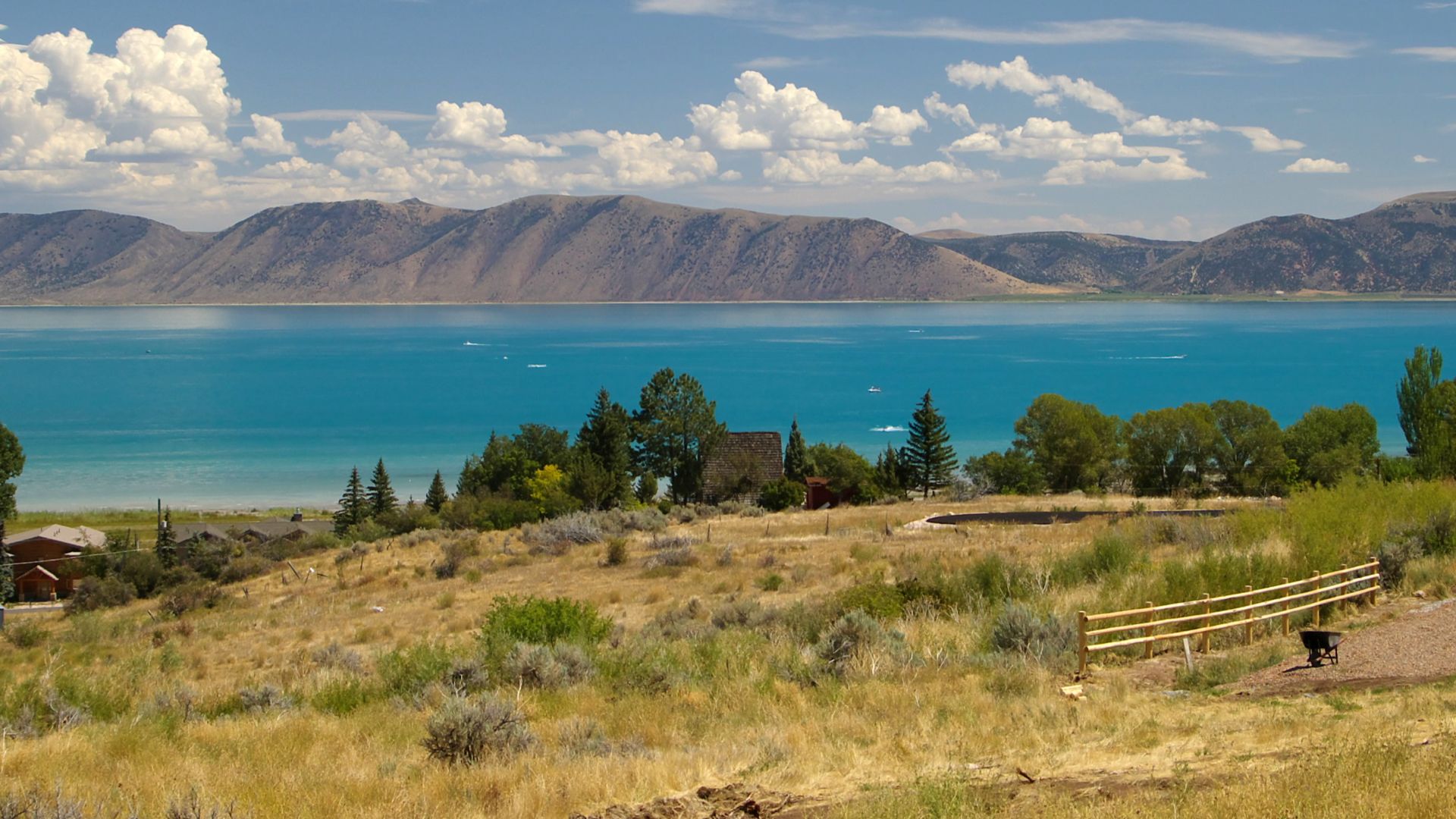 File:Bear Lake.jpg