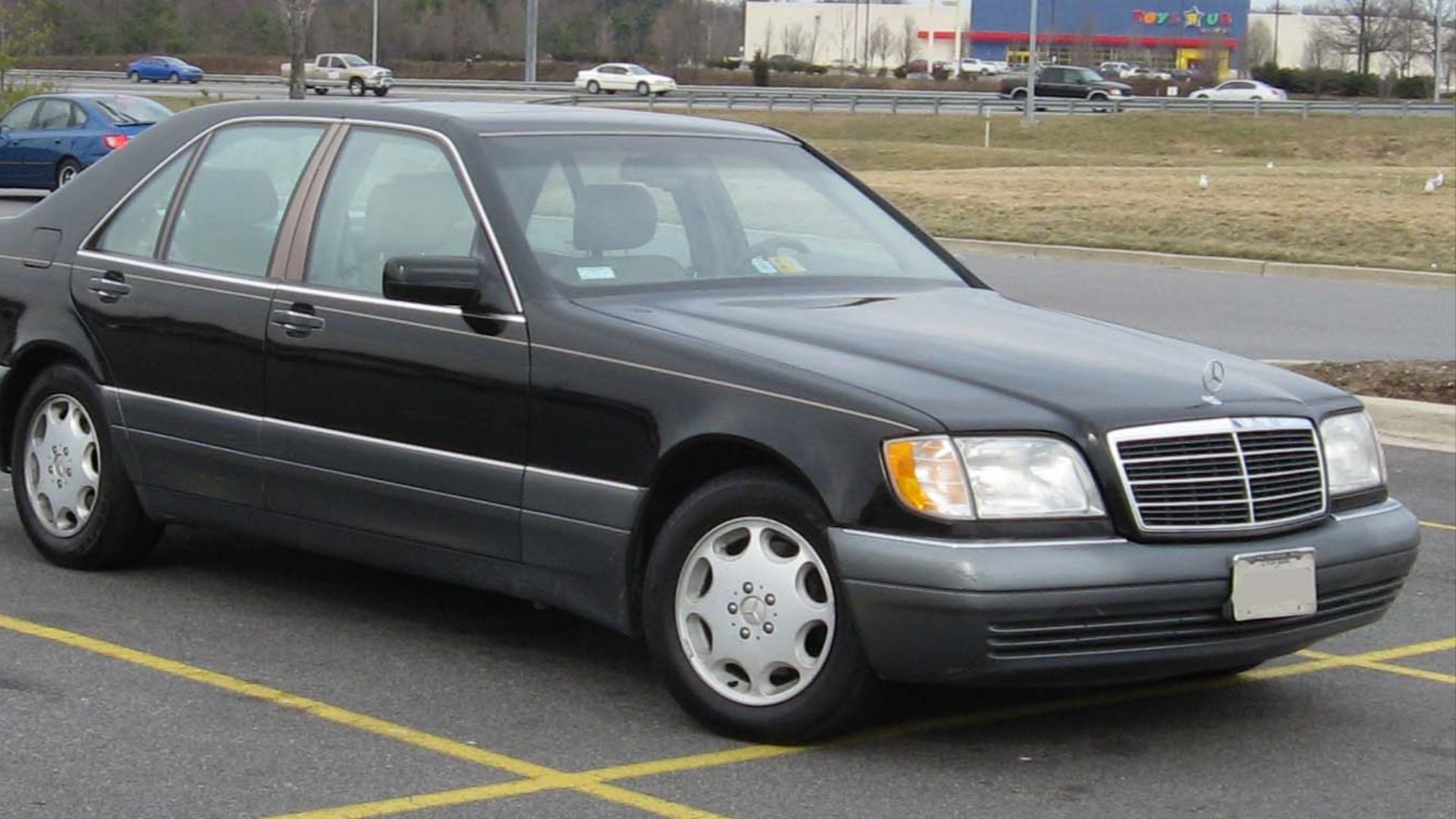 File:Mercedes-Benz S-Class W140.jpg