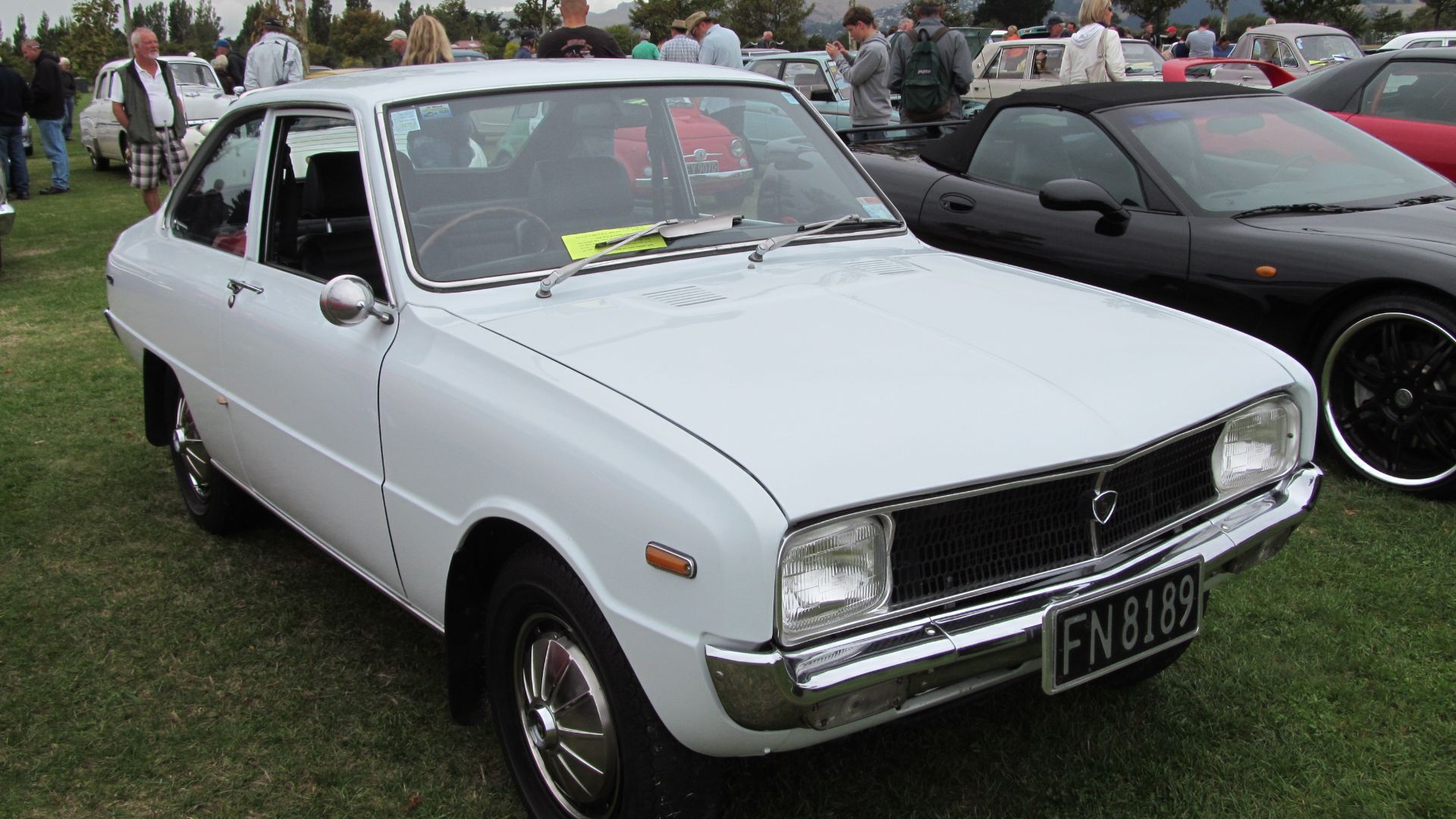 File:1971 Mazda R100 Coupe (31909599284).jpg