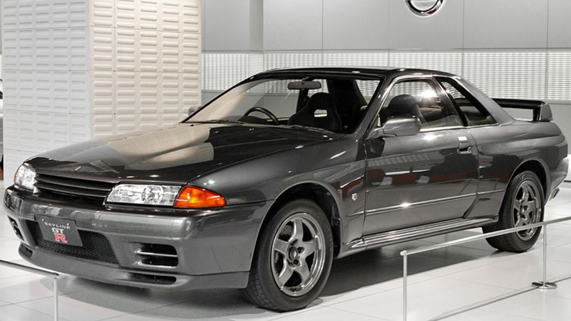 File:Nissan Skyline R32 GT-R 001.jpg