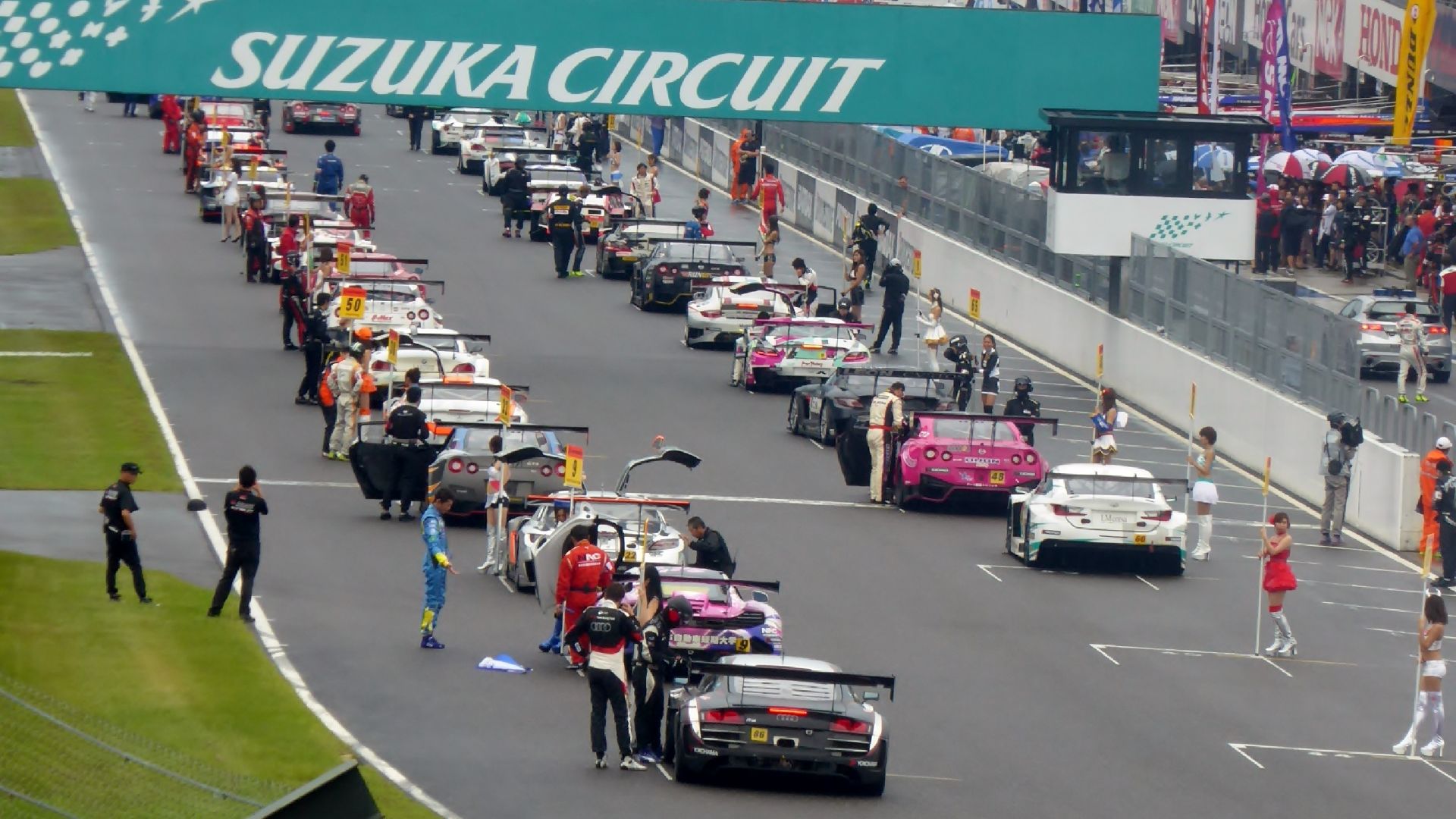 File:Starting grid of 2015 International Suzuka 1000km.JPG