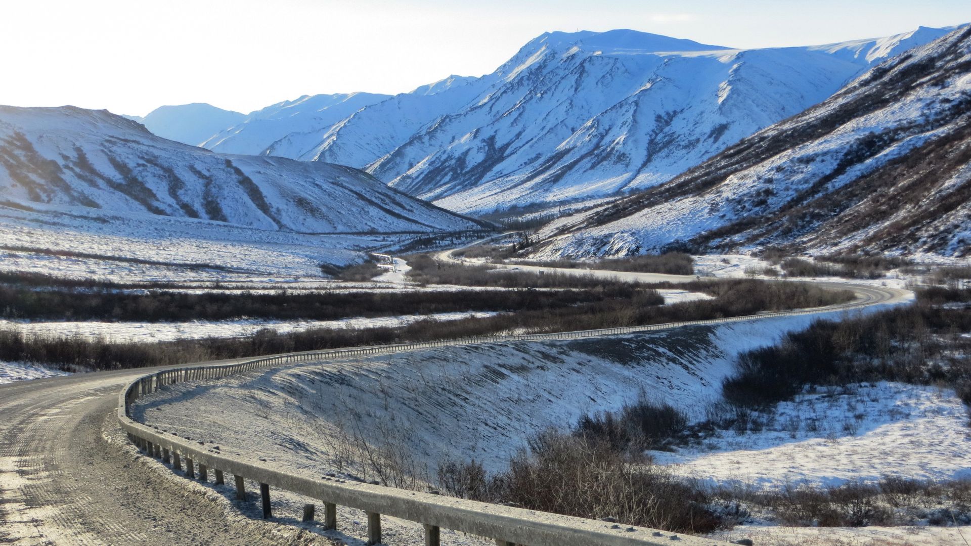 File:Dalton Highway curves.jpg