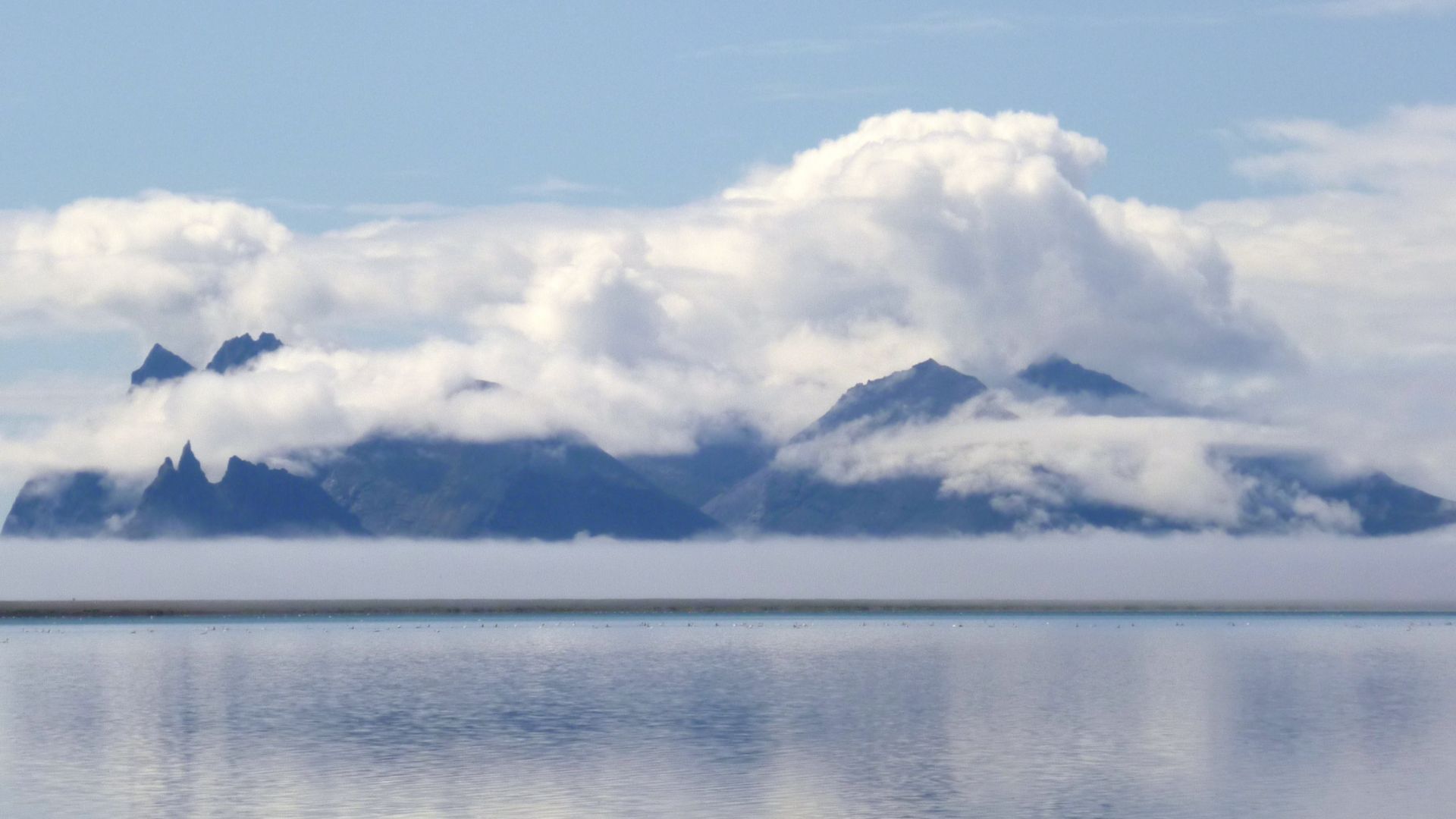 File:Cap Vestrahorn from Vikurfjall Ring Road.JPG