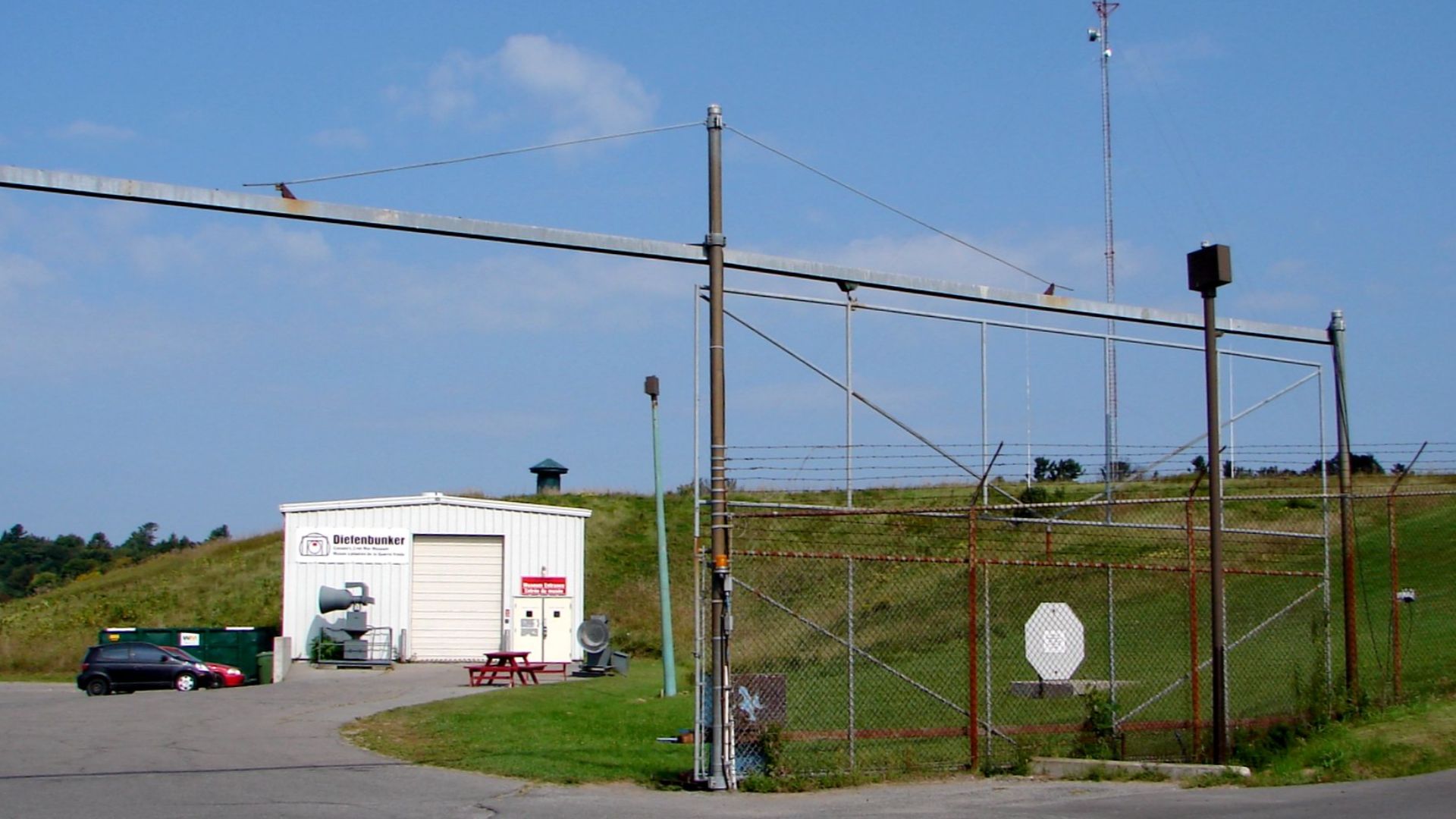 File:Diefenbunker.JPG