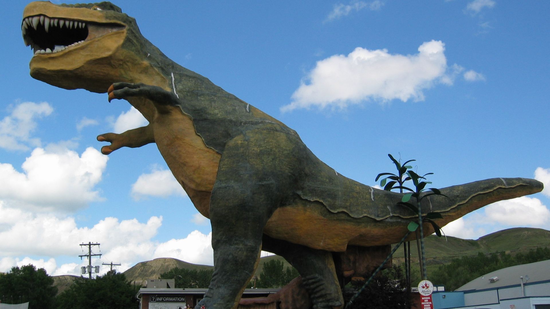 File:T-Rex Drumheller Alberta.jpg