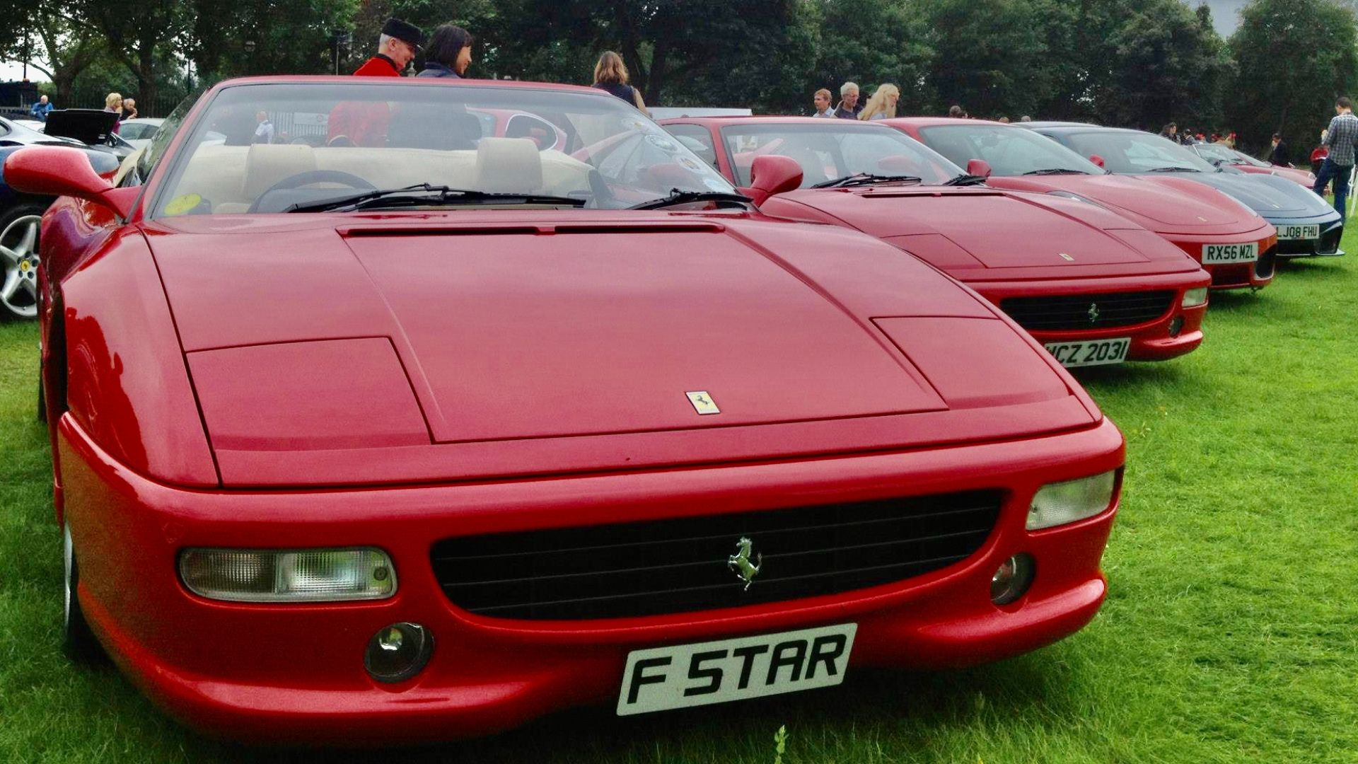 File:Ferrari F355 Spider at Chelsea Auto Legends 2012, London 02.jpg