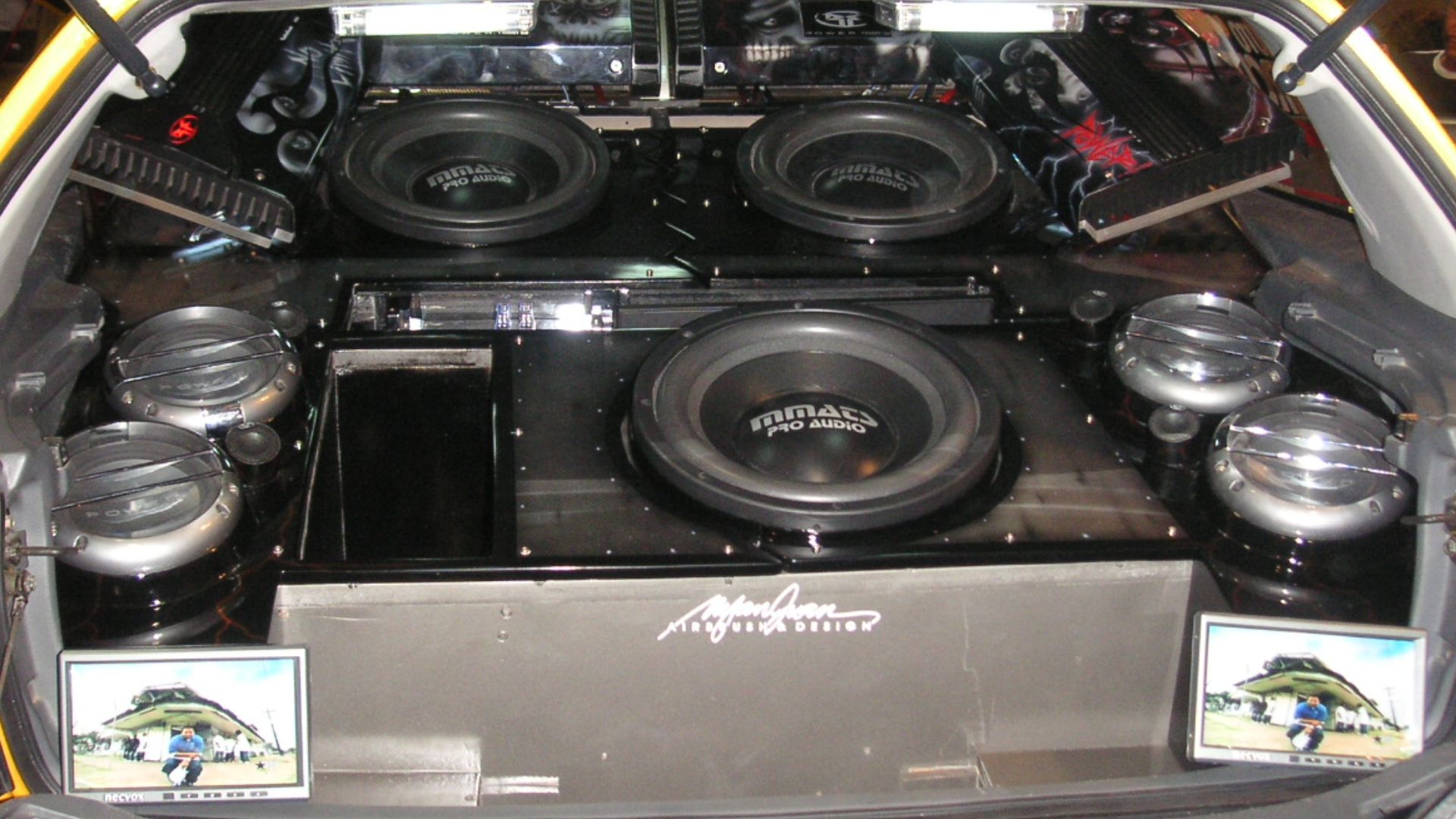File:Multiple subwoofers in a car hatchback.jpg