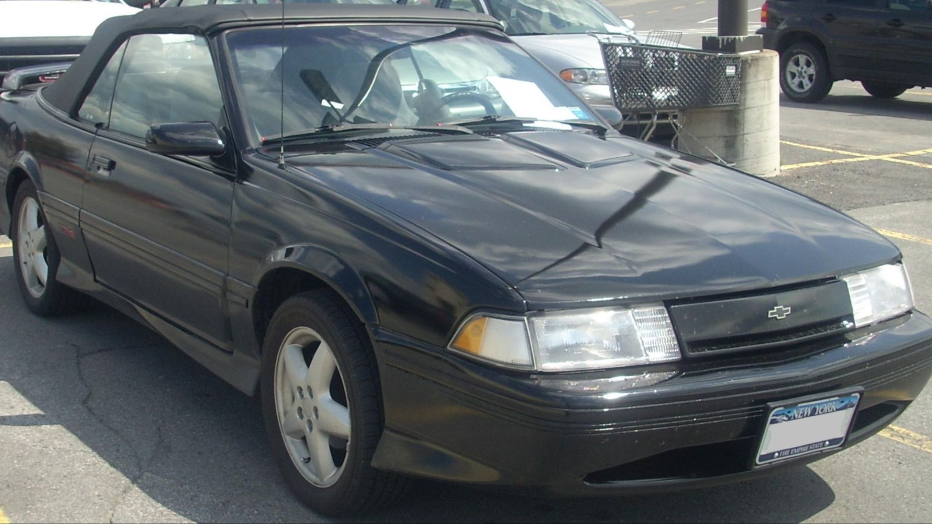 File:'91-'92 Chevrolet Cavalier Convertible.jpg
