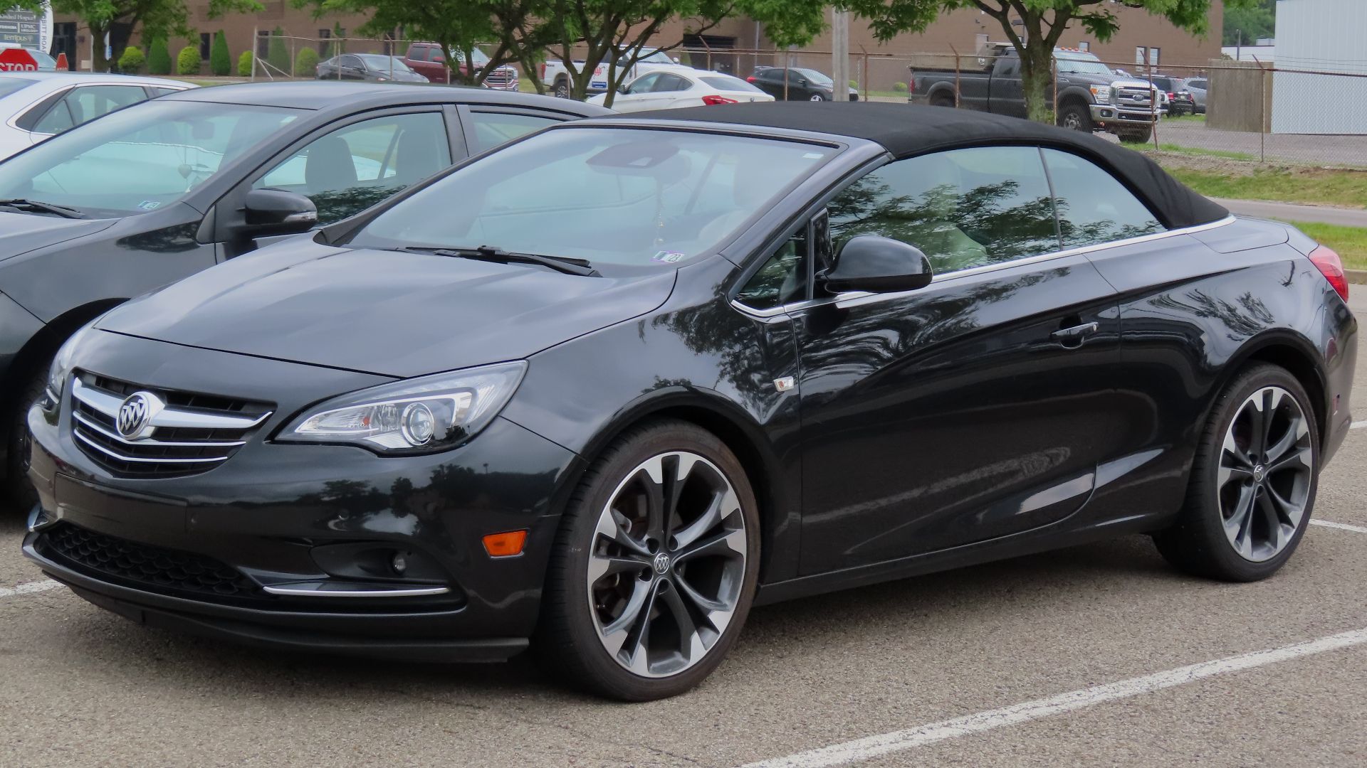 File:2016 Buick Cascada Premium.jpg