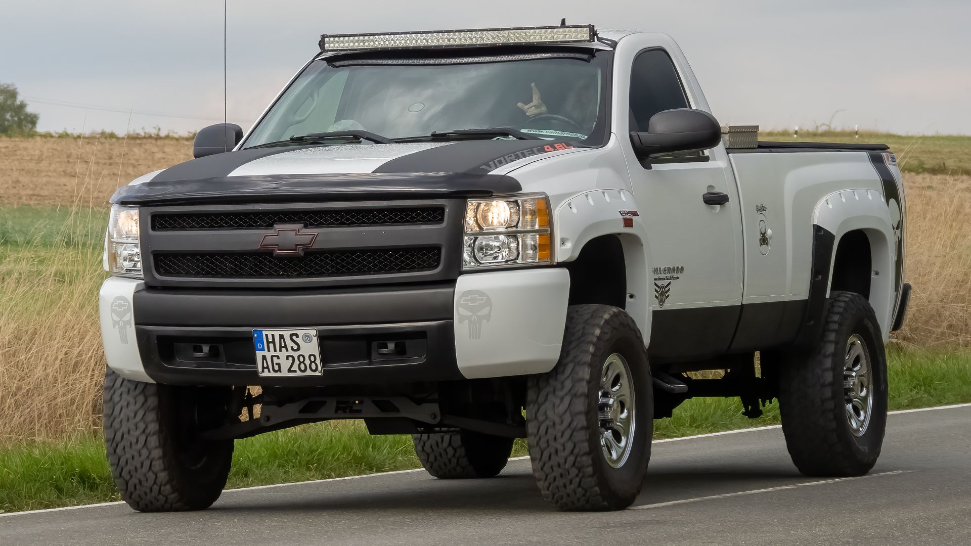 File:Leimershof US-Car-Treffen 2011 Chevrolet Silverado 1500 Regular Cab-20220911-RM-161738.jpg