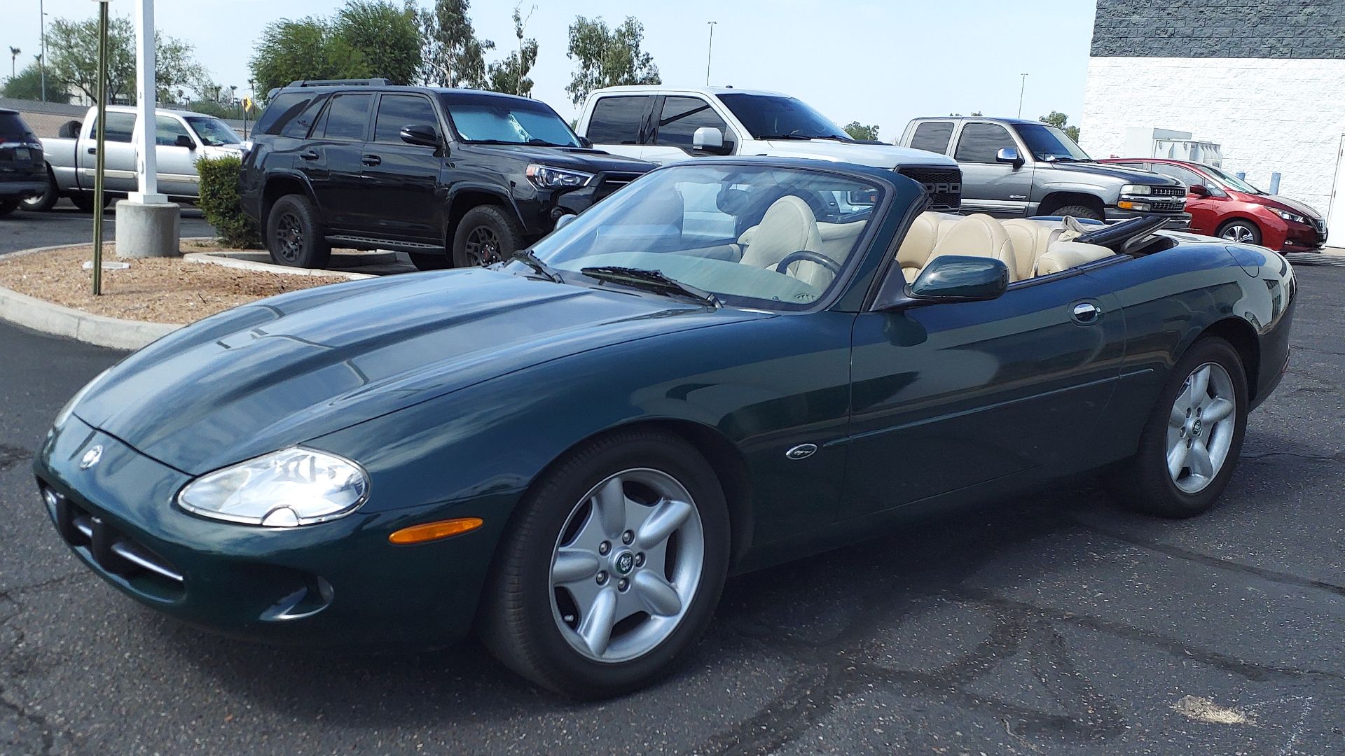 File:98 Jaguar XK8 Convertible.jpg