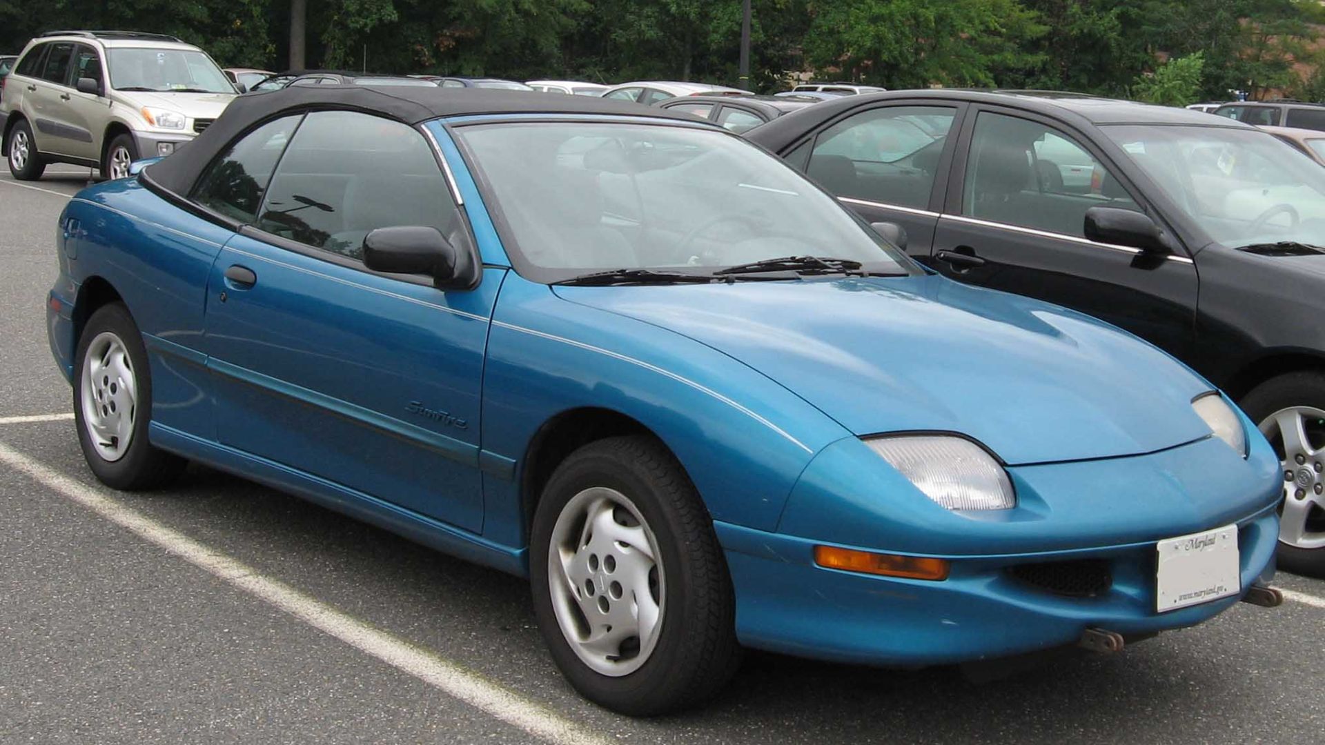 File:95-99 Pontiac Sunfire convertible.jpg