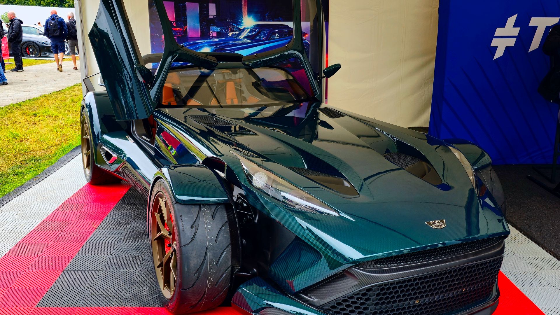 File:Donkervoort F22.jpg
