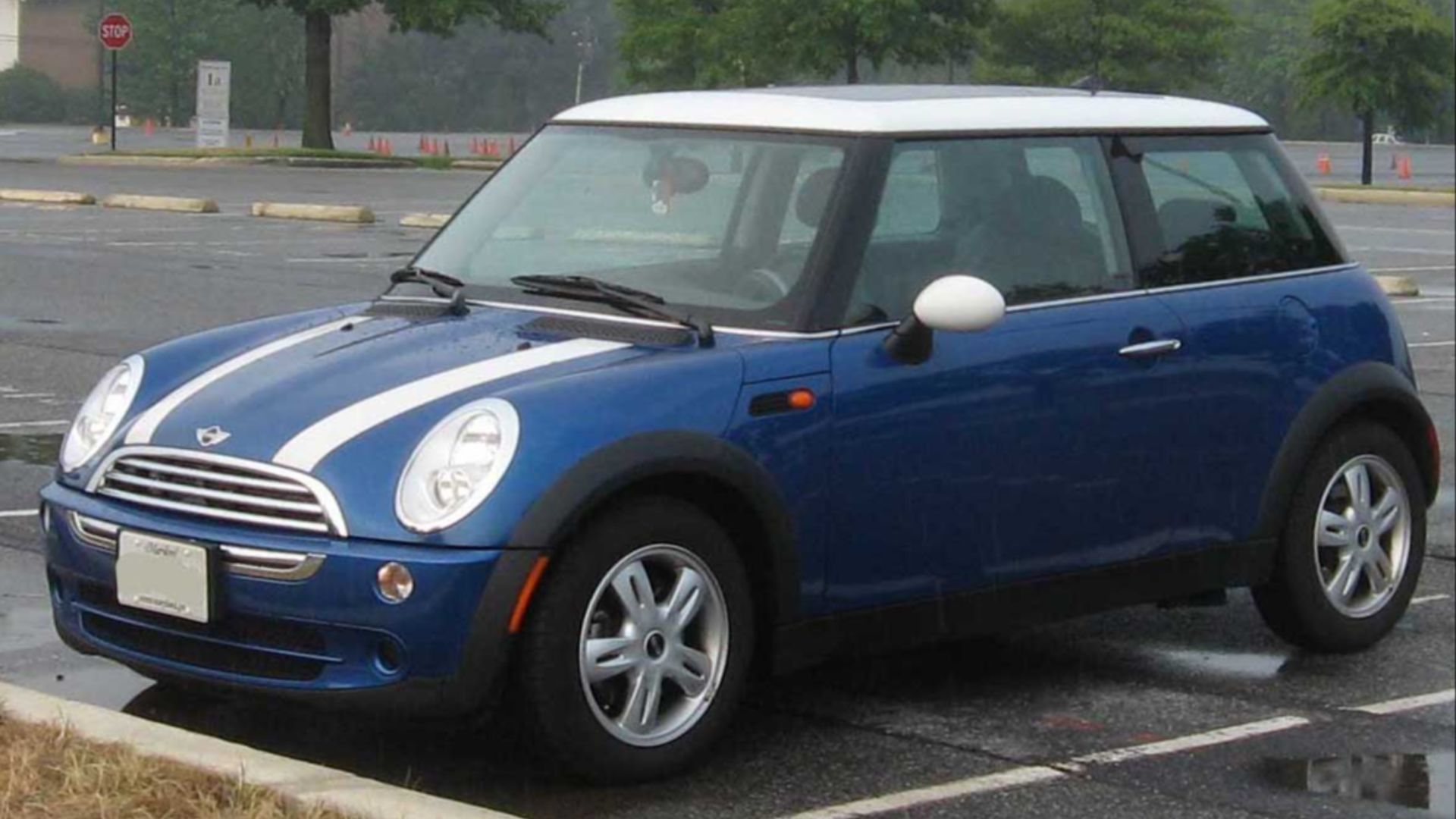 File:02-06 Mini Cooper.jpg