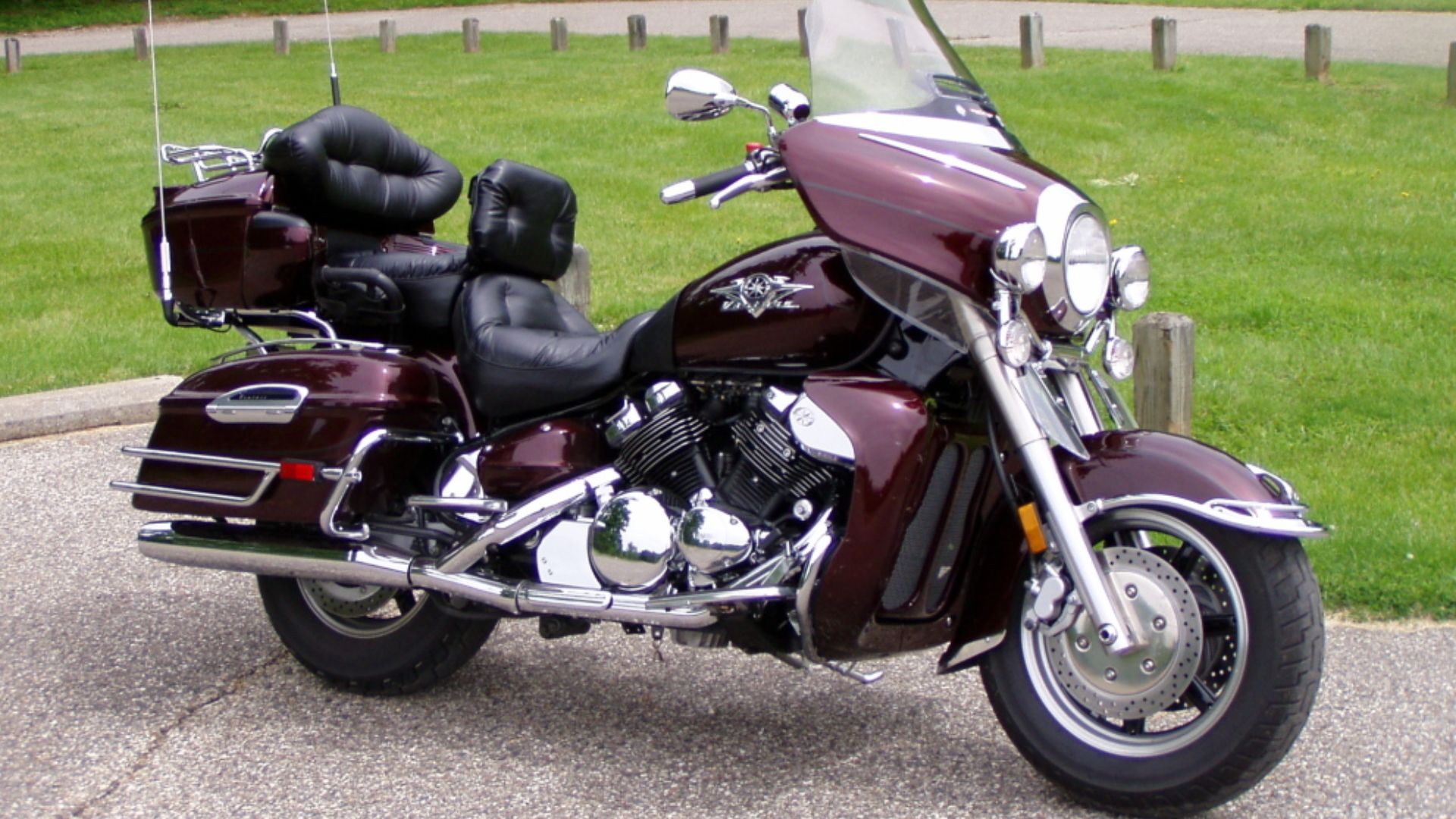 File:2006 Yamaha Royal Star Venture.jpg