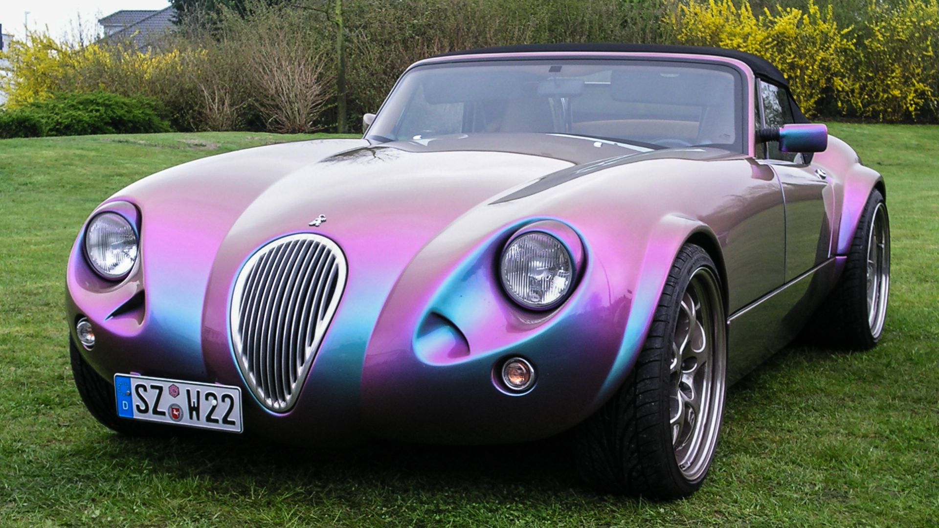 File:Dülmen, Sportwagenmanufaktur Wiesmann (Gewerbegebiet Telgenkamp) -- 2005 -- 1508.jpg