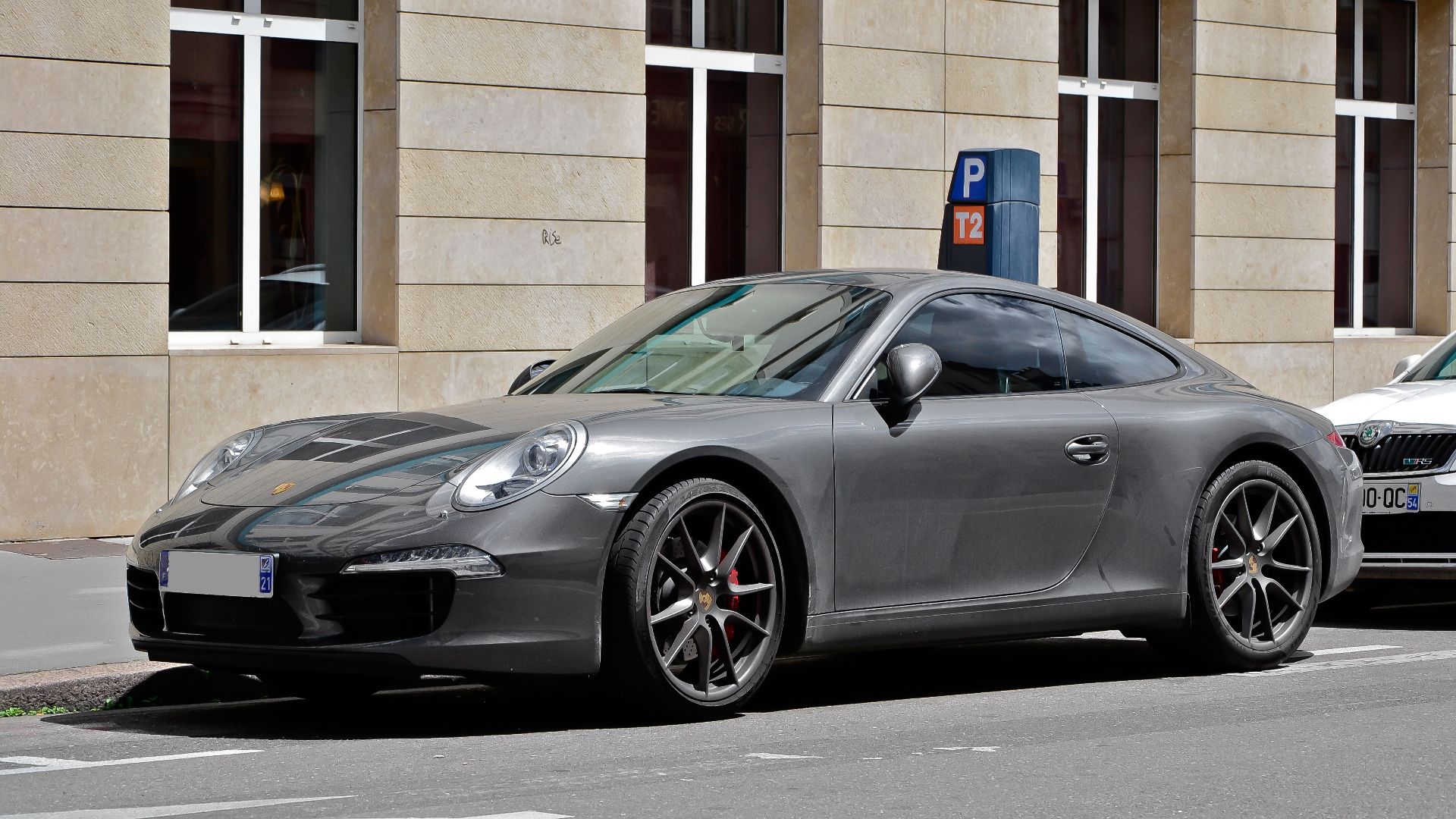 File:Porsche 911 Carrera S (7170127281).jpg