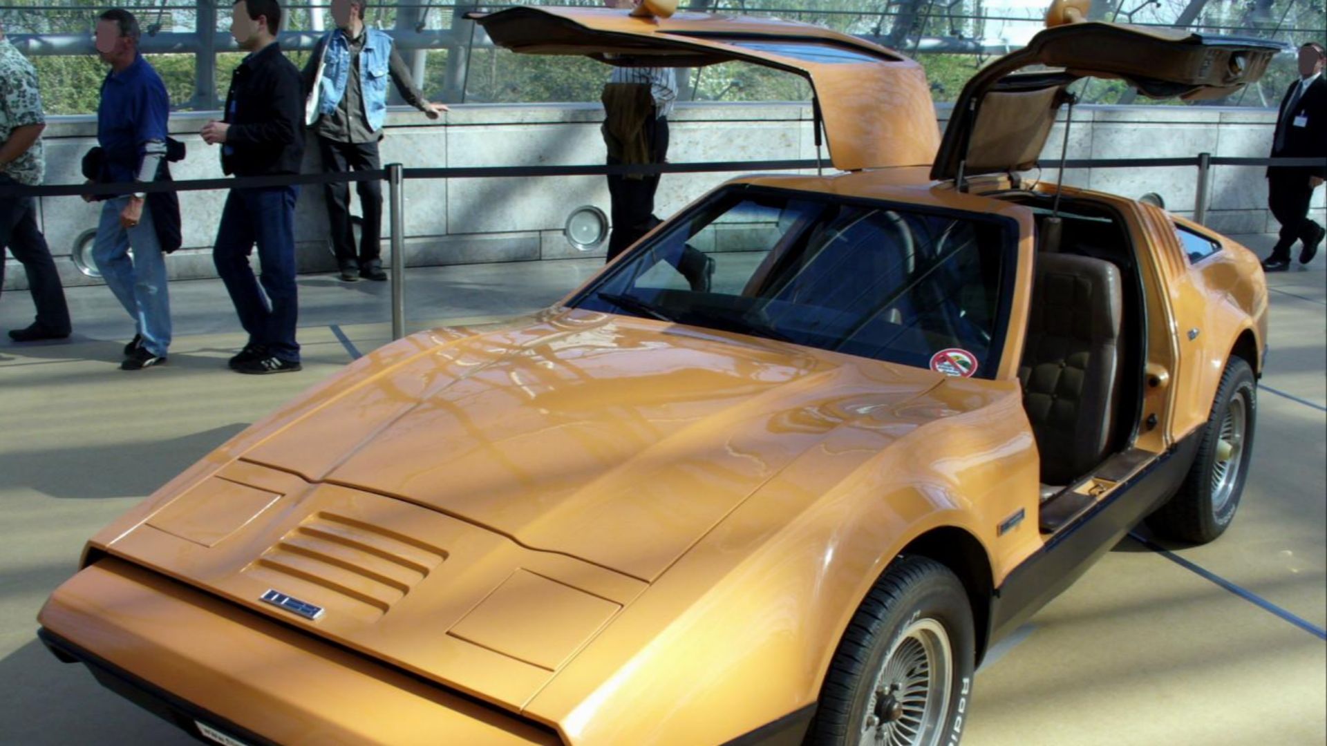 File:Bricklin SV-1 AMI.jpg
