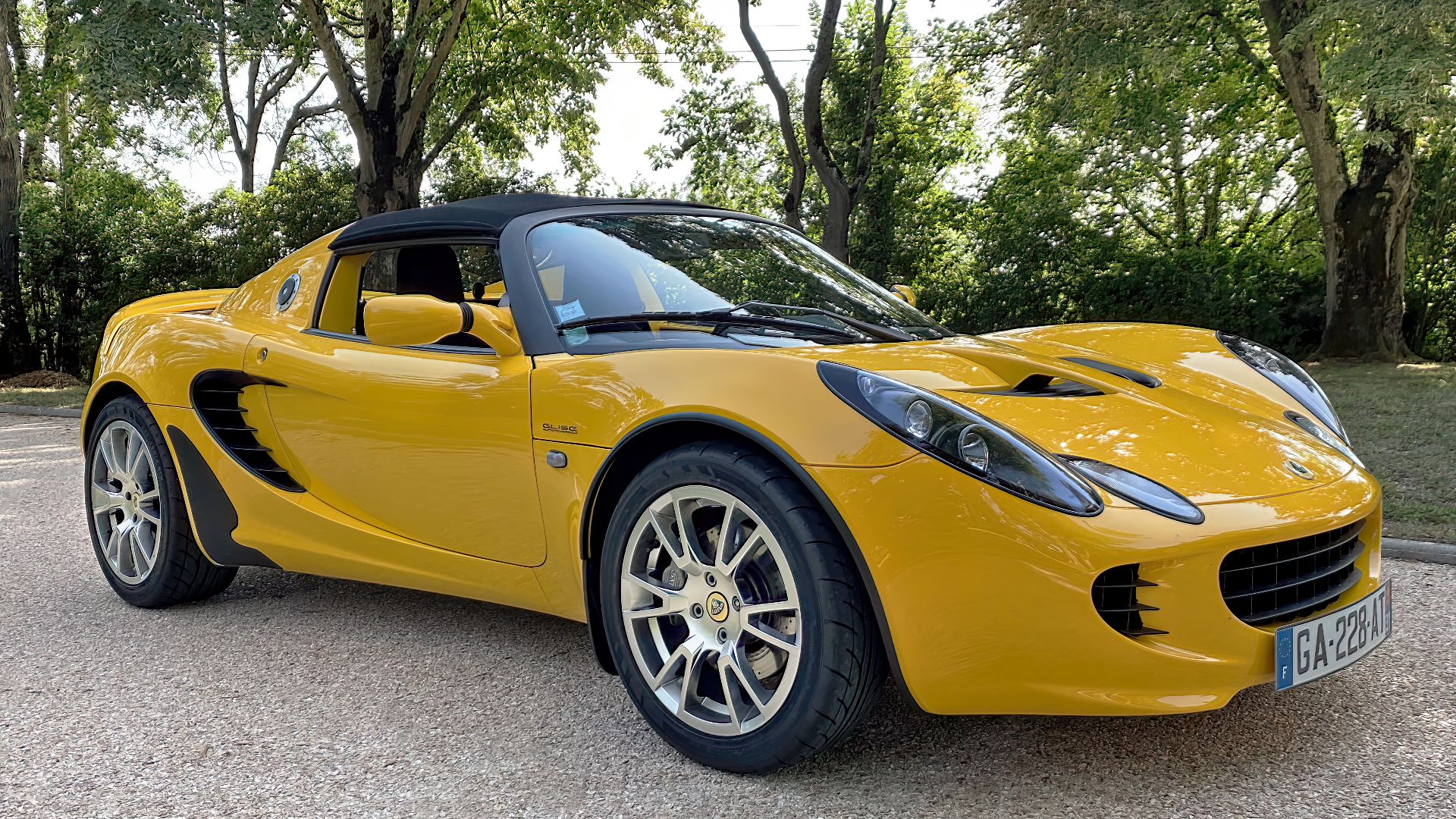 File:(Series 2) Lotus Elise (type 111) version SC (SuperCharged) 2009.jpg