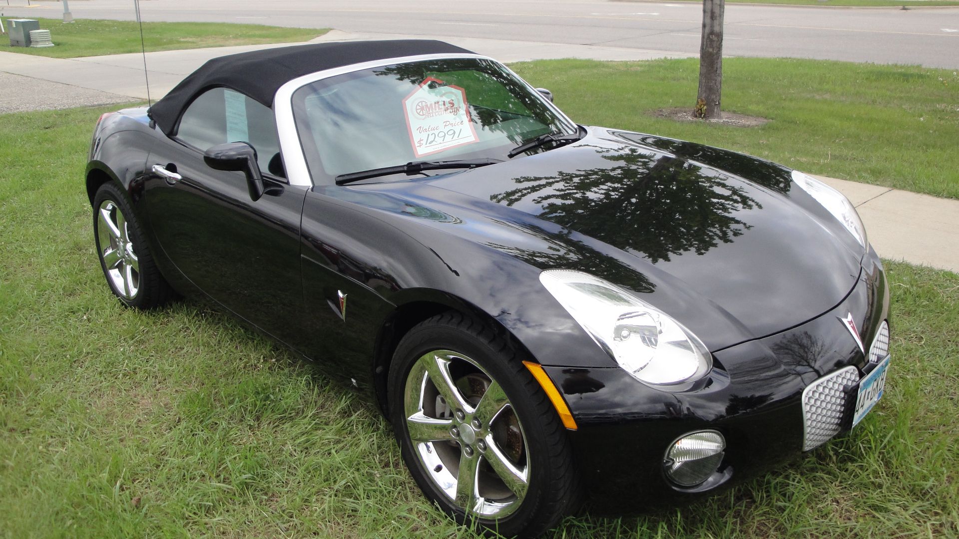 File:07 Pontiac Solstice (7265287738).jpg