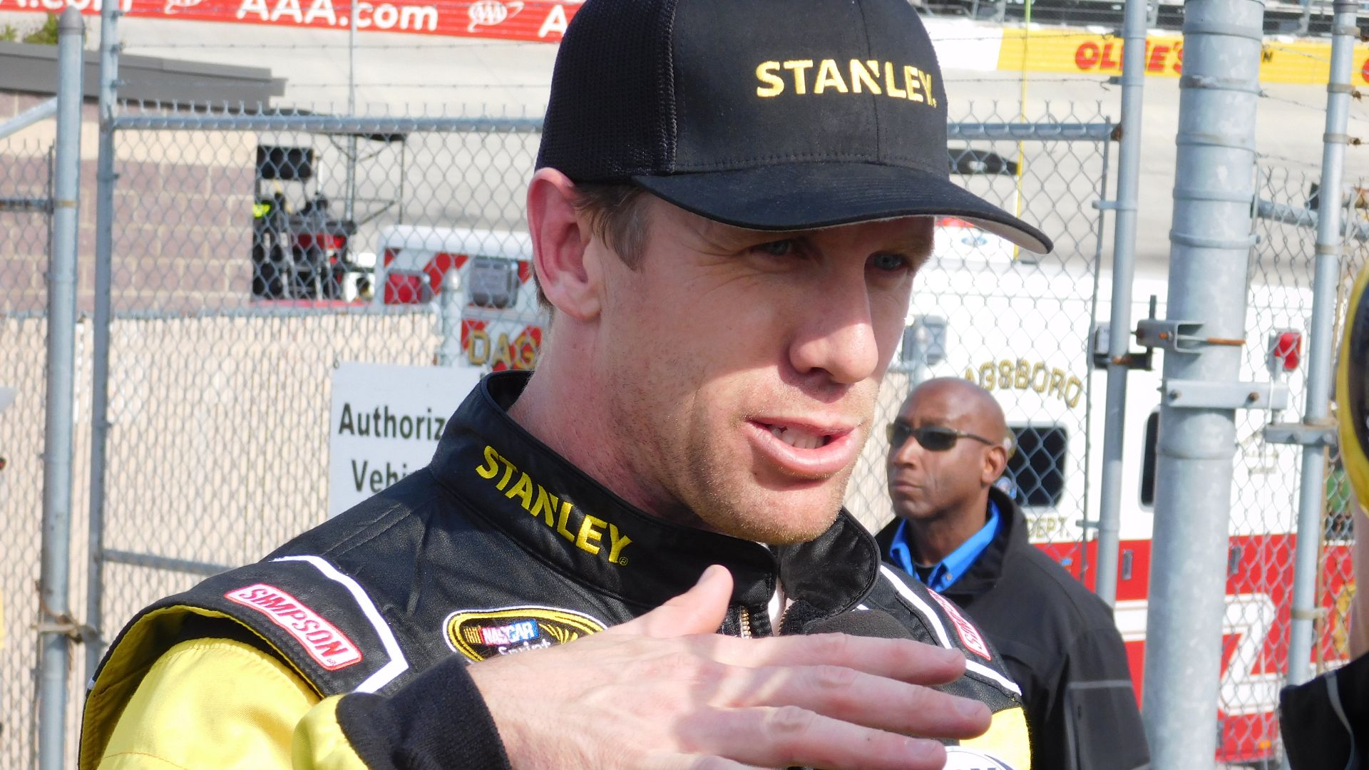 File:Carl Edwards Dover 2016.jpg