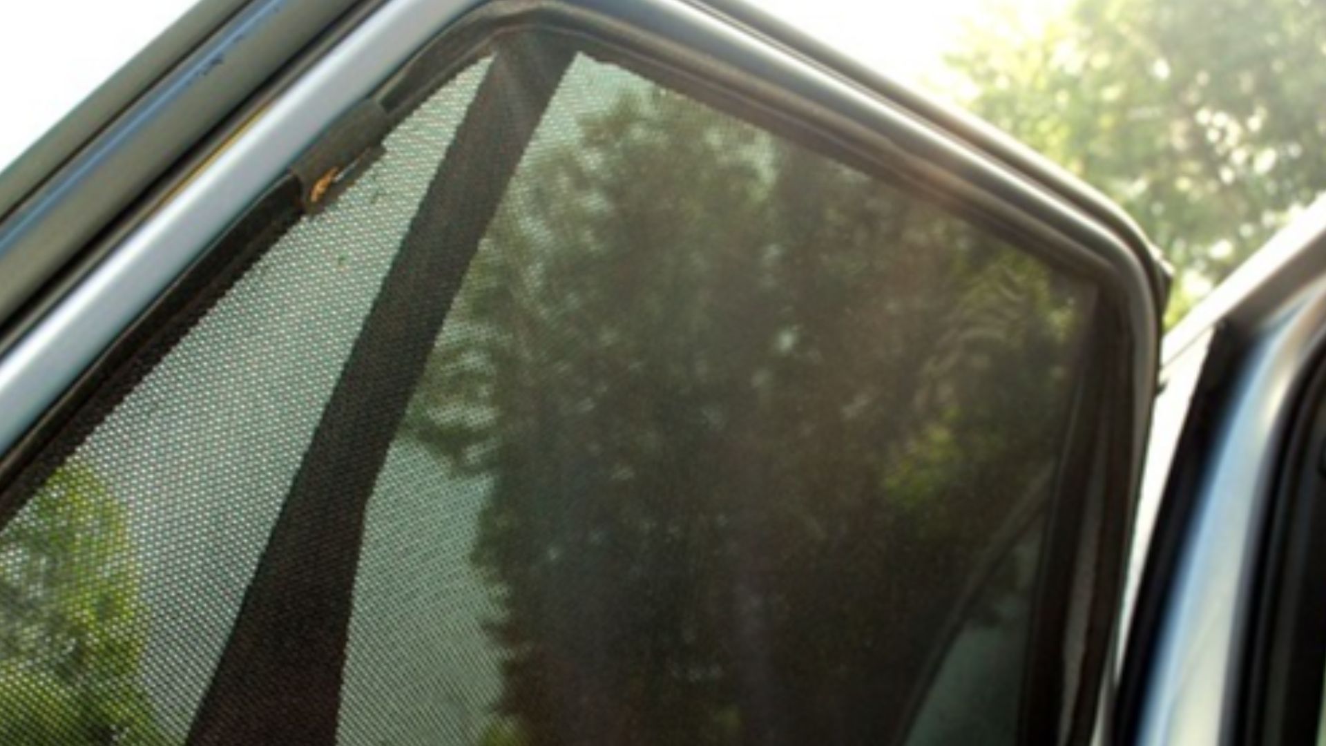 File:Car sun shade.jpg