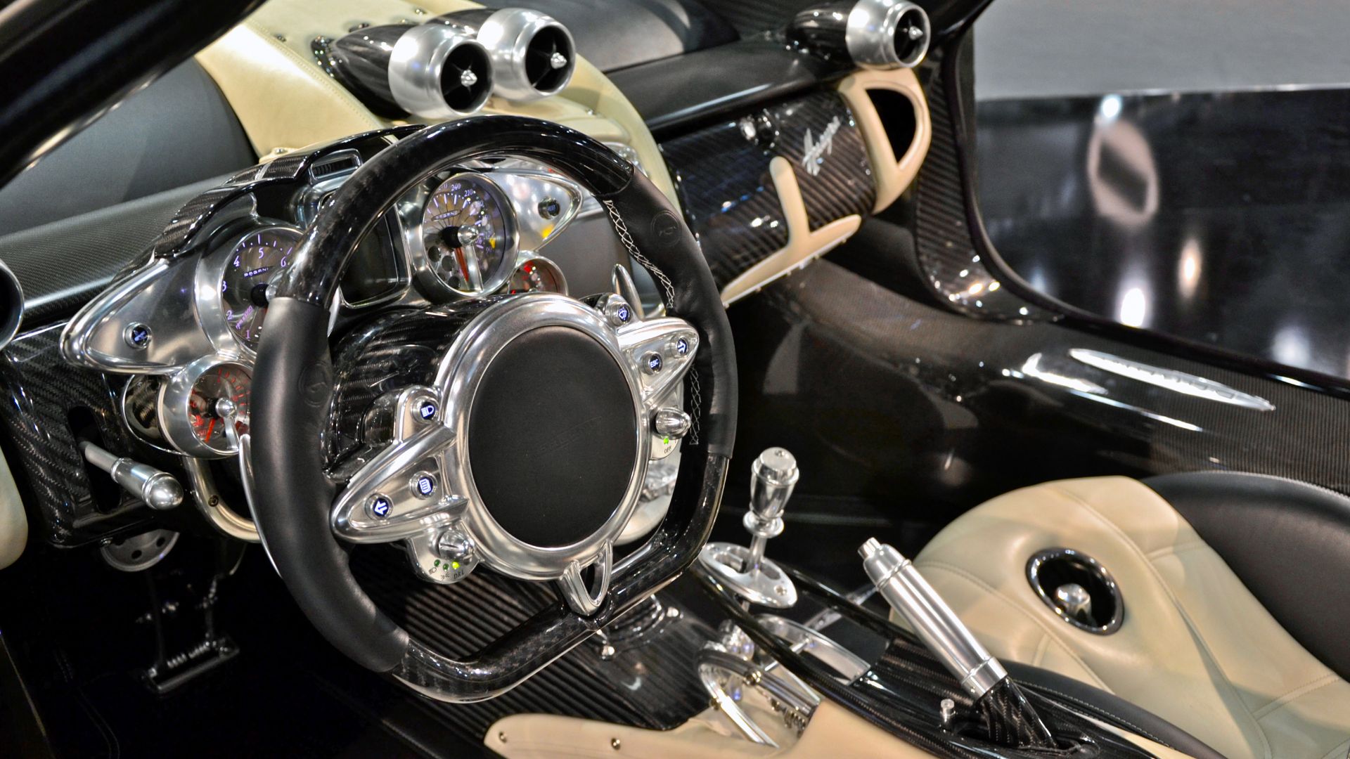 File:Pagani Huayra - Flickr - Alexandre Prévot.jpg