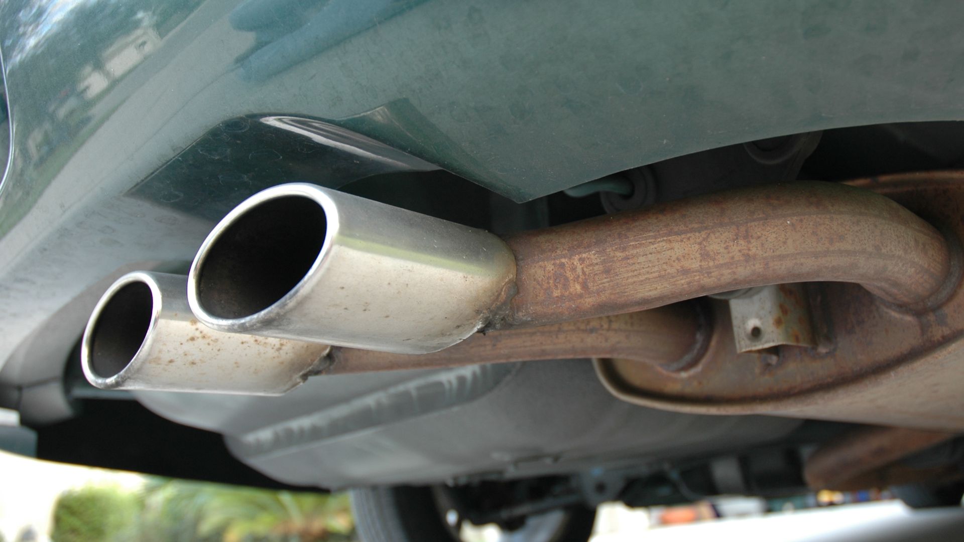File:Exhaust pipe muffler.JPG