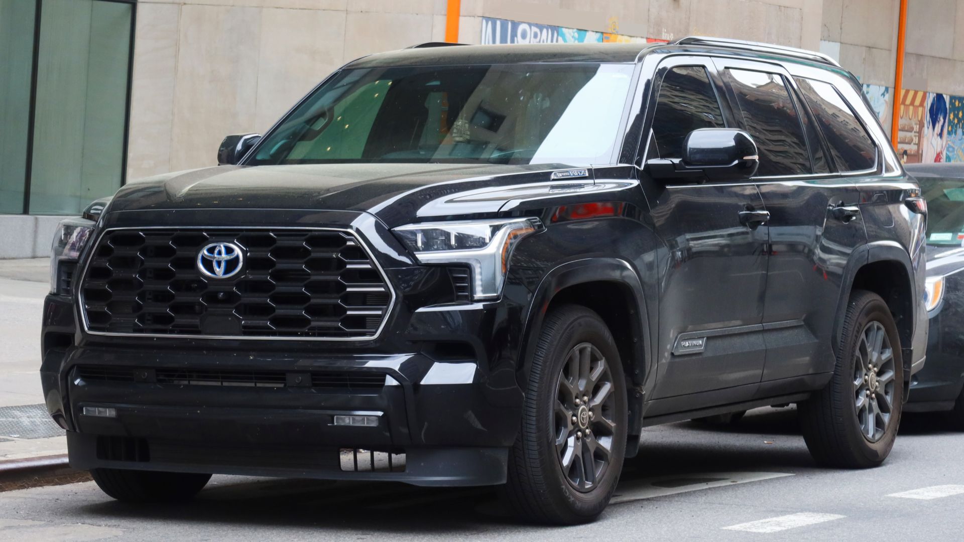File:2023 Toyota Sequoia Platinum, front 3.10.23.jpg