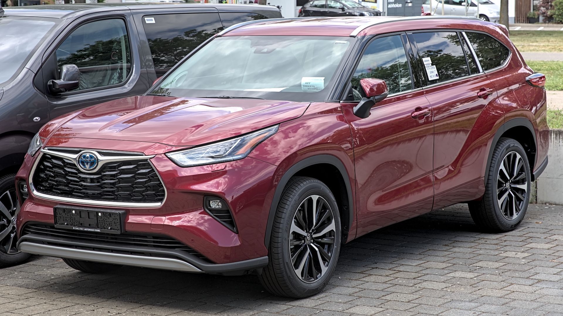 File:Toyota Highlander Hybrid (XU70) 1X7A0197.jpg