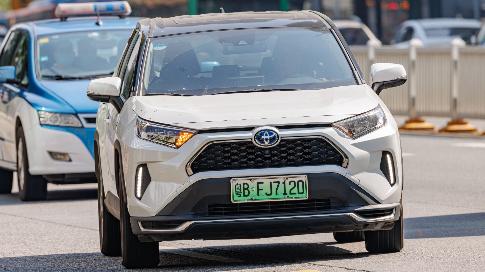 File:TOYOTA RAV4 PHEV RAV4 PRIME (XA50) China (2).jpg