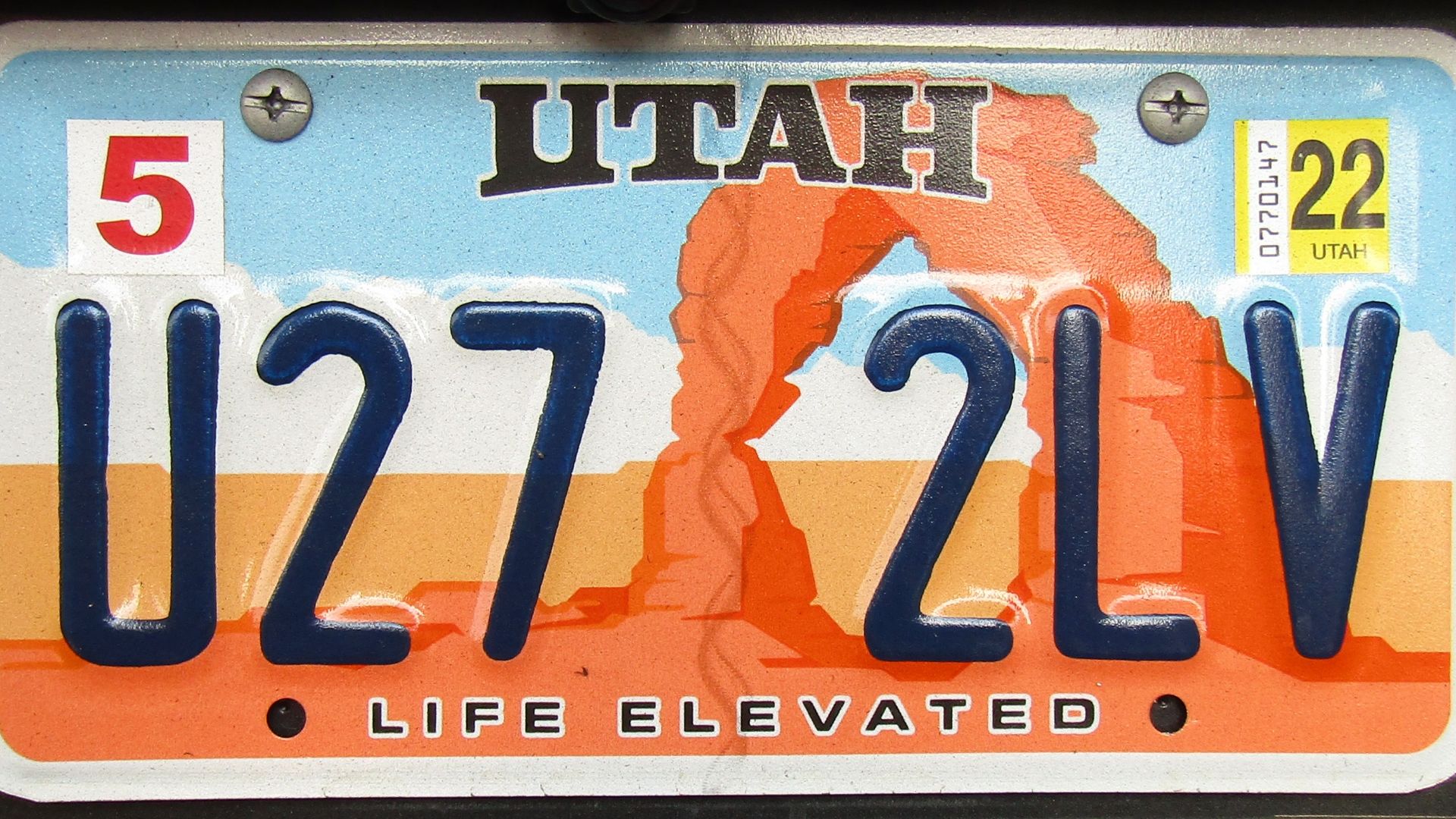 File:2021 Utah Arch License Plate.jpg