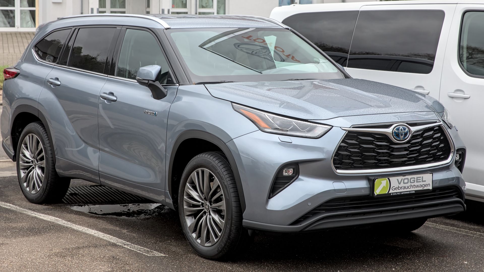 File:Toyota Highlander Hybrid (XU70) 1X7A6356.jpg