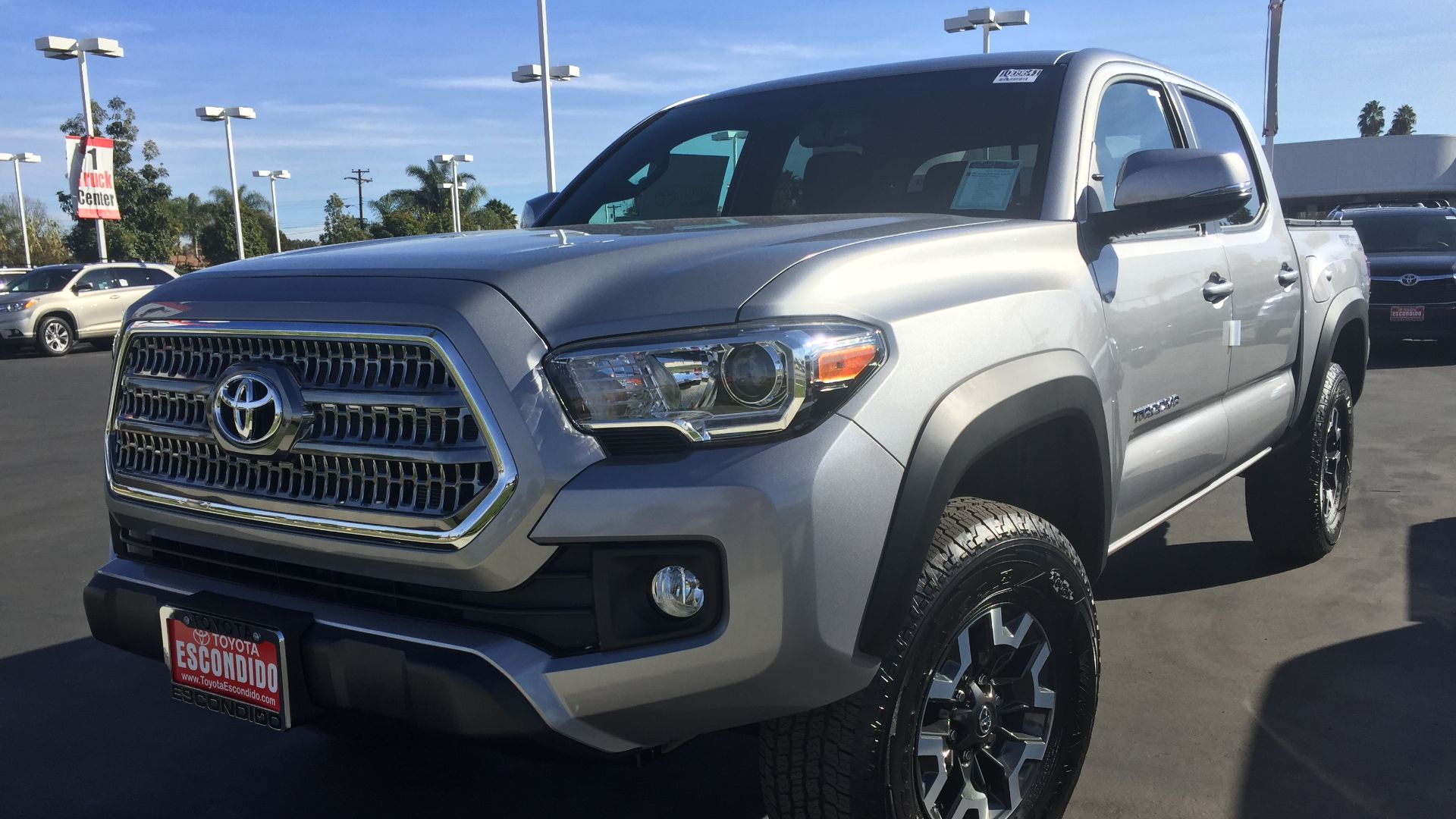 File:2016 Toyota Tacoma .jpg